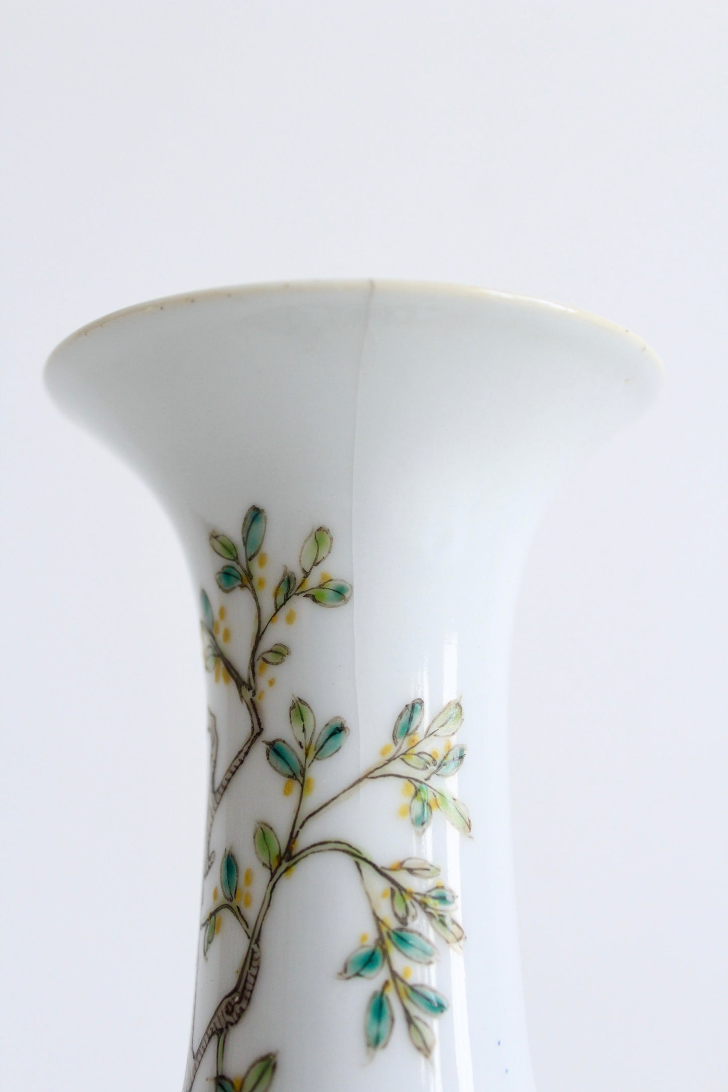 Antique Chinese Porcelain Vase (1910-1930)