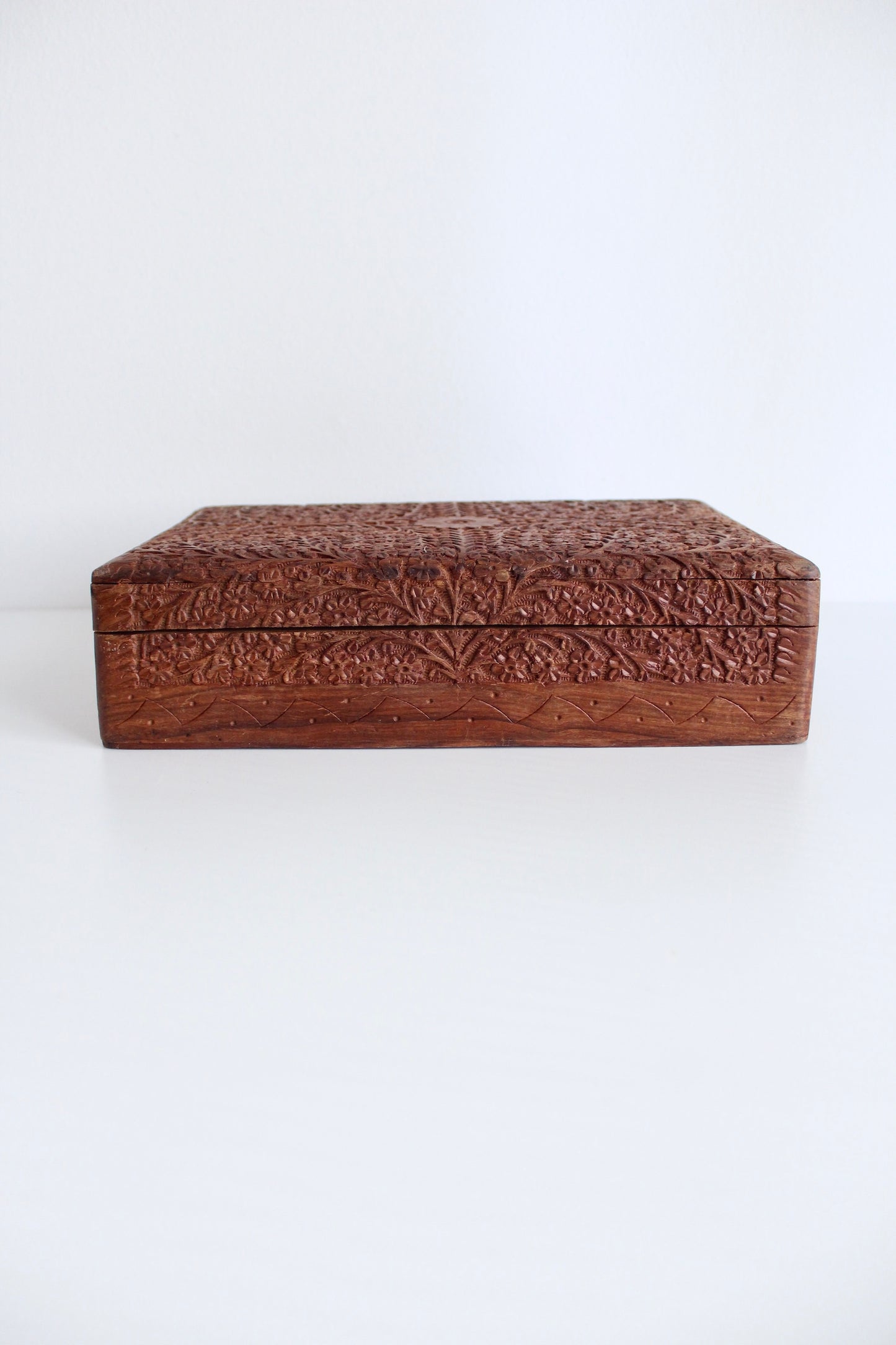Vintage Handcarved Indian Rosewood Box