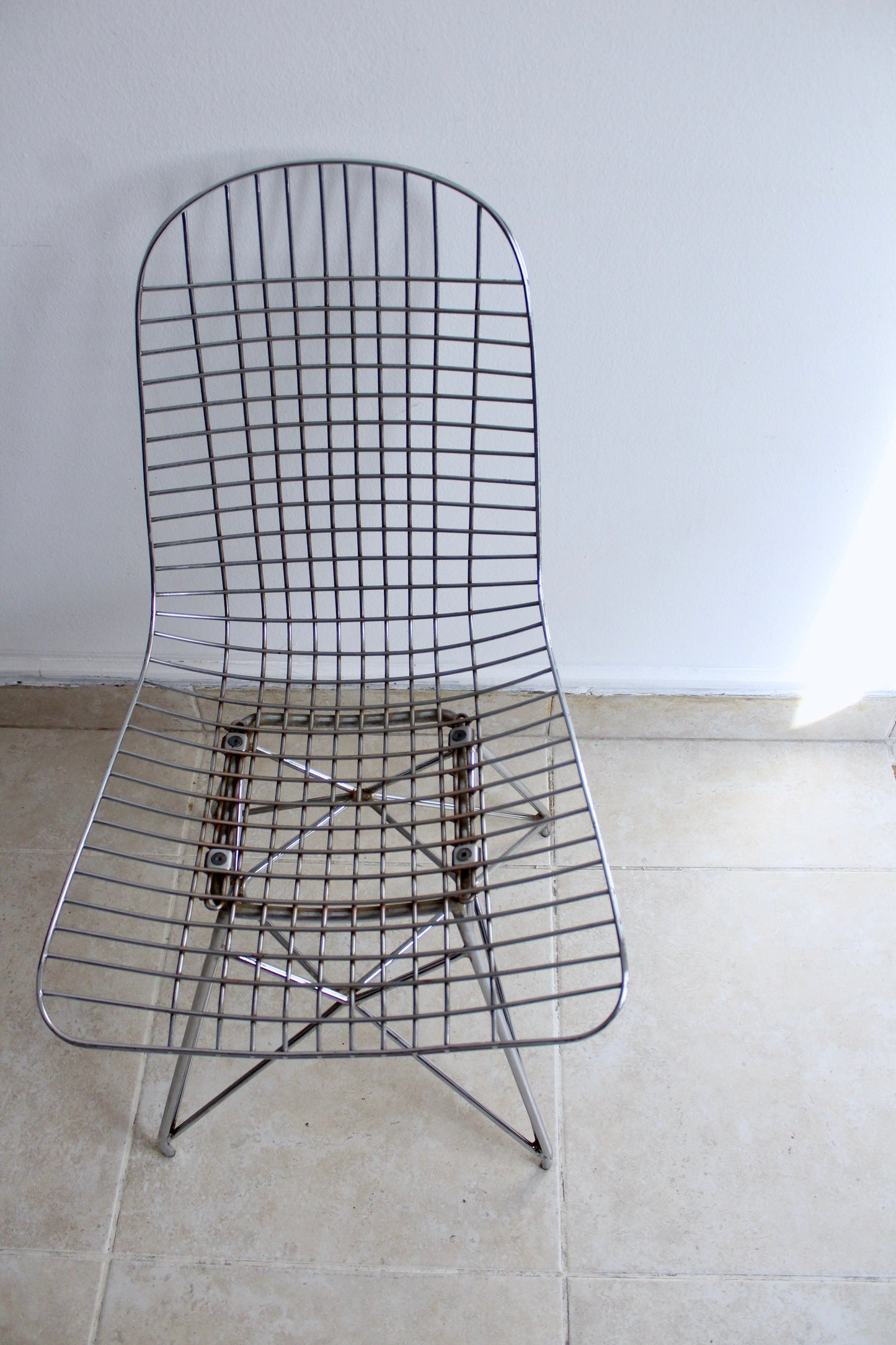Vintage 1960s-1980s Bertoia Style Chrome Chair