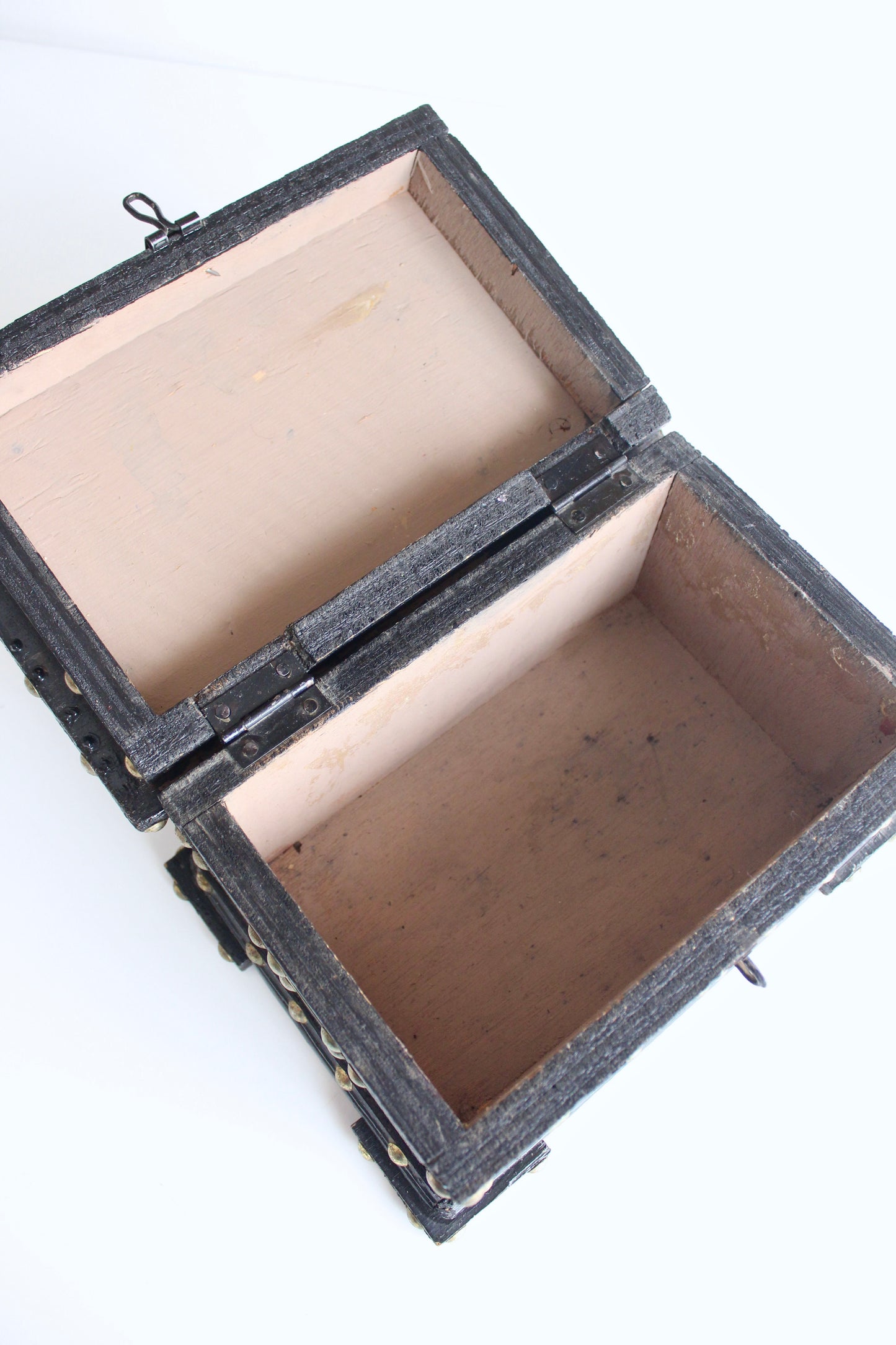 Kuwaiti Studded Maritime Wooden Sanduq (Mid-20th Century)