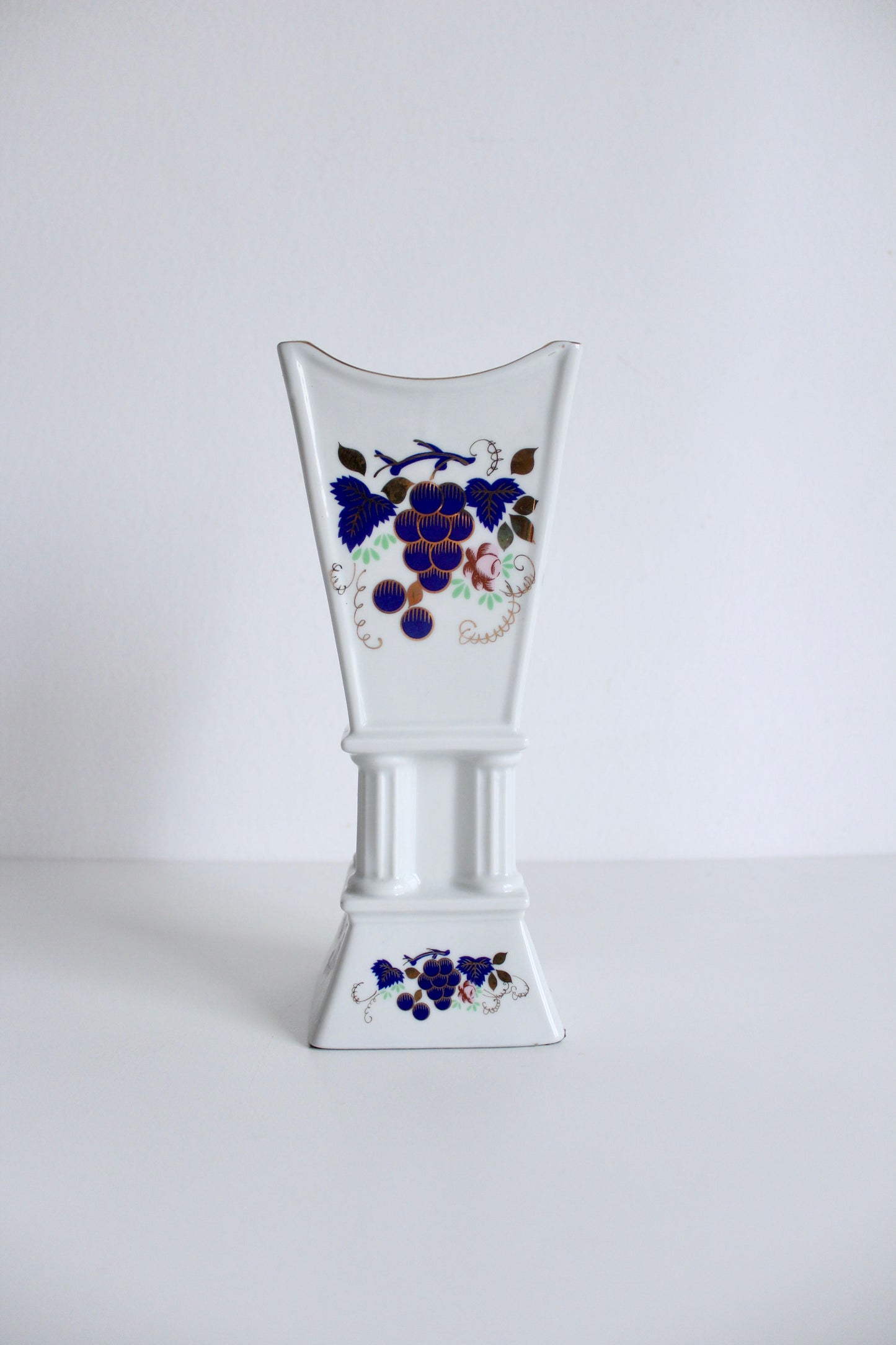 Vintage Japanese Porcelain Mubkhar