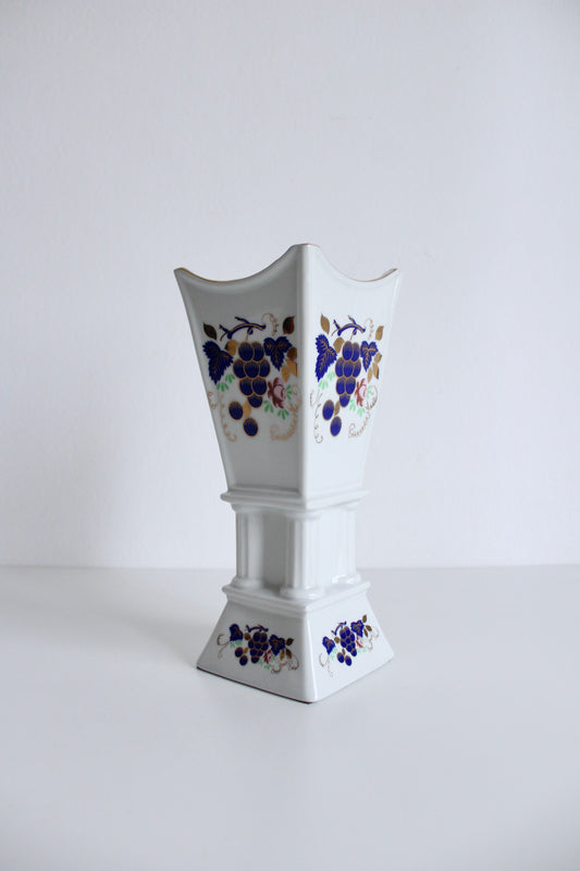 Vintage Japanese Porcelain Mubkhar