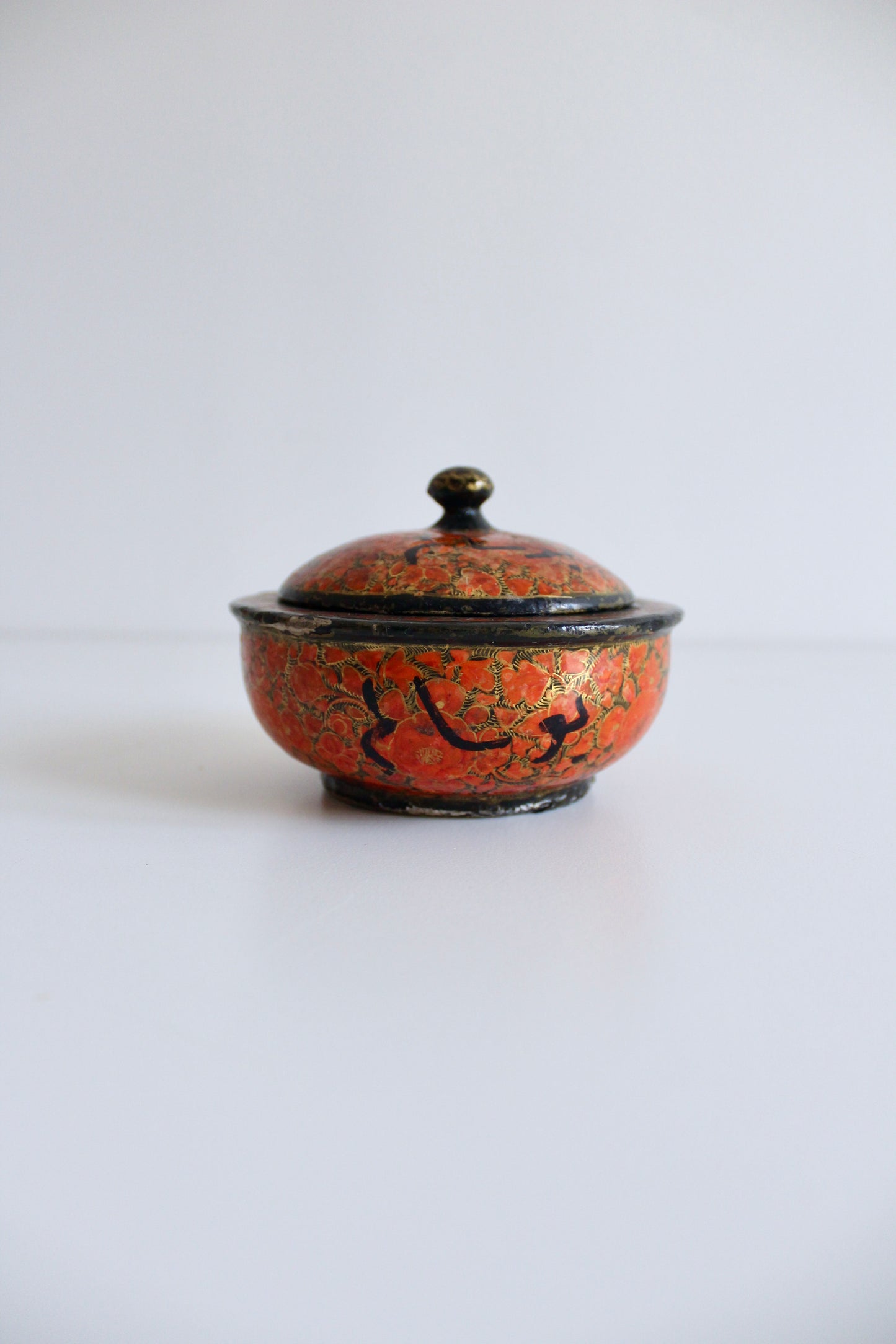 Vintage Kashmiri Handpainted Papier Mache Box