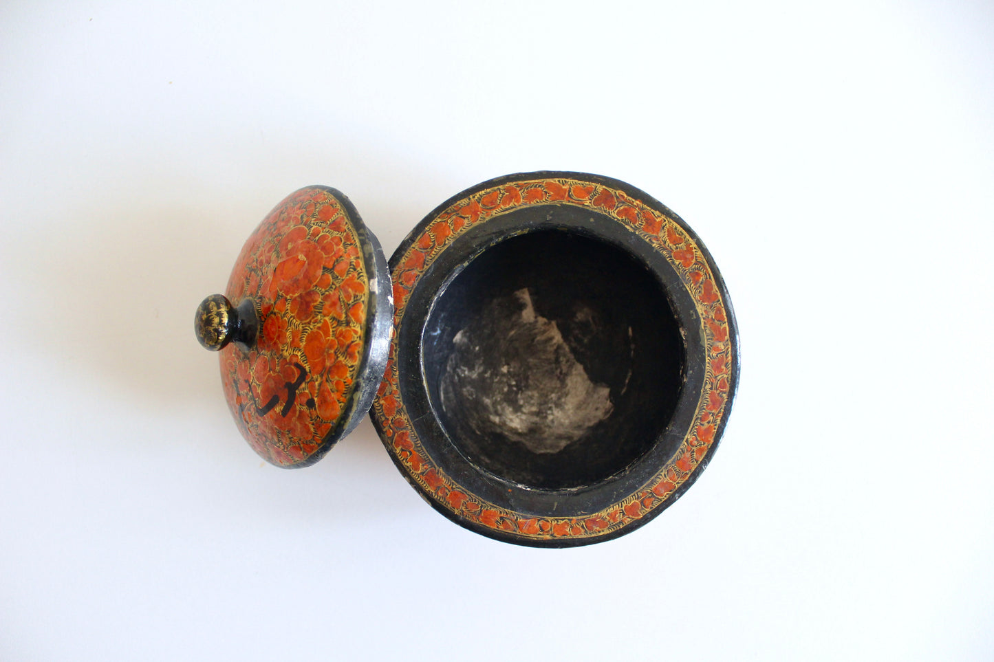 Vintage Kashmiri Handpainted Papier Mache Box