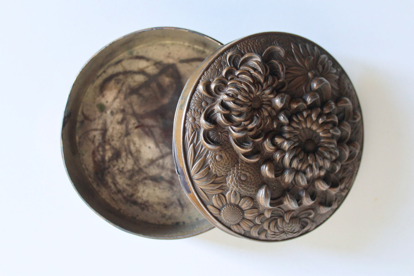 Japanese Meiji Period Copper Alloy Chrysanthemum Incense Box
