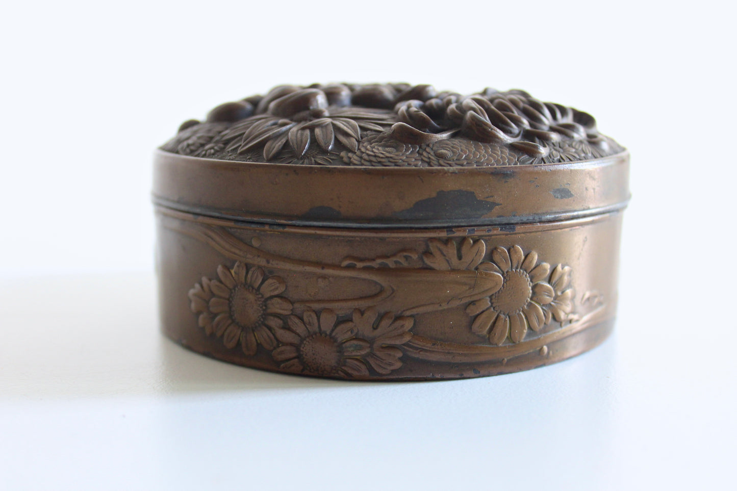 Japanese Meiji Period Copper Alloy Chrysanthemum Incense Box