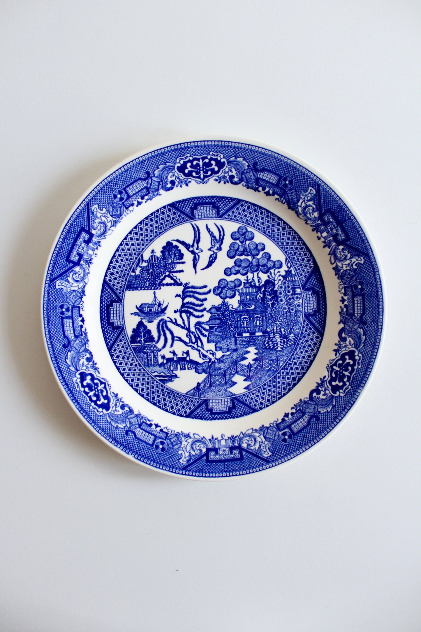 Midcentury Blue Willow Dinner Plate