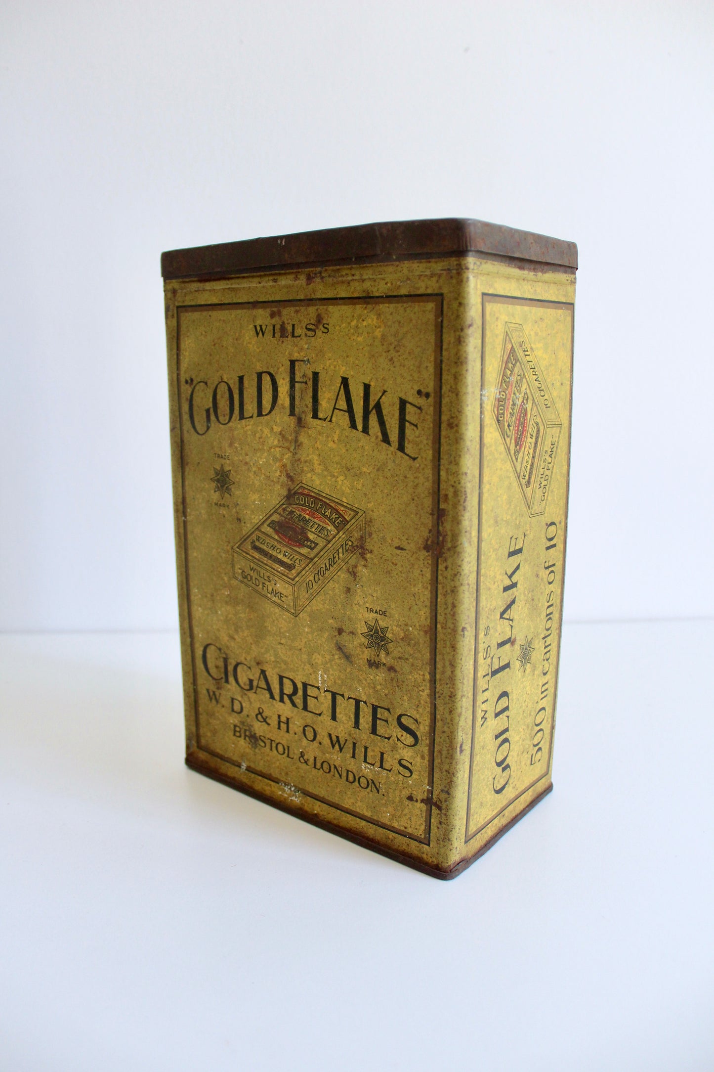 Original 1930s Tin Wills' Gold Flake Cigarettes