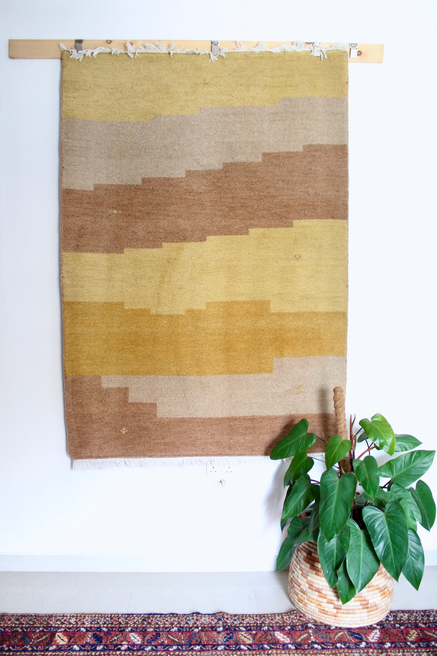 Vintage Persian Handwoven Gabbeh 140x205