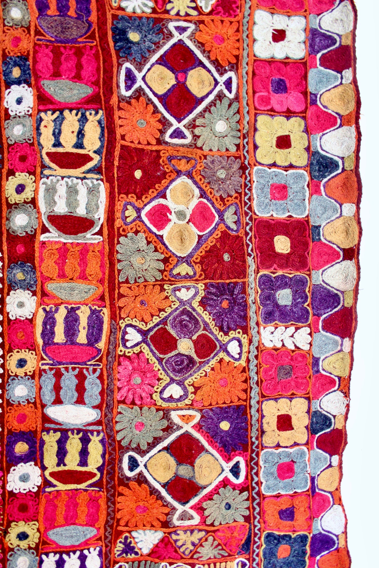 Super Rare "Marsh Arabs" Embroidered Kilim - 152x225cm