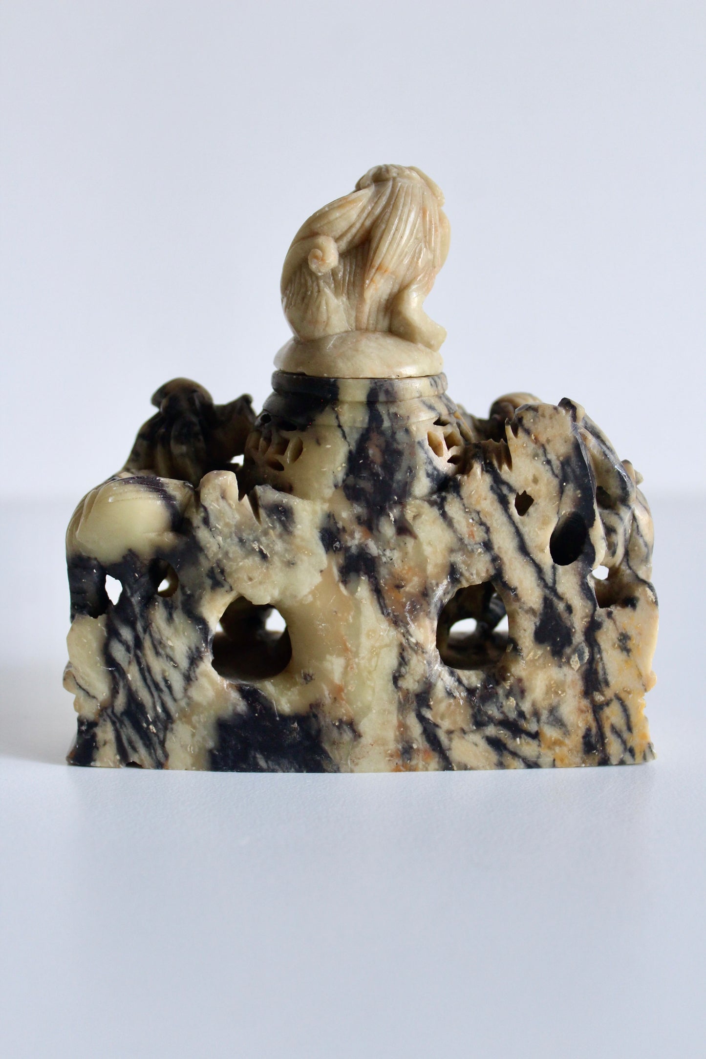 Vintage Chinese Carved Soapstone Mubkhar