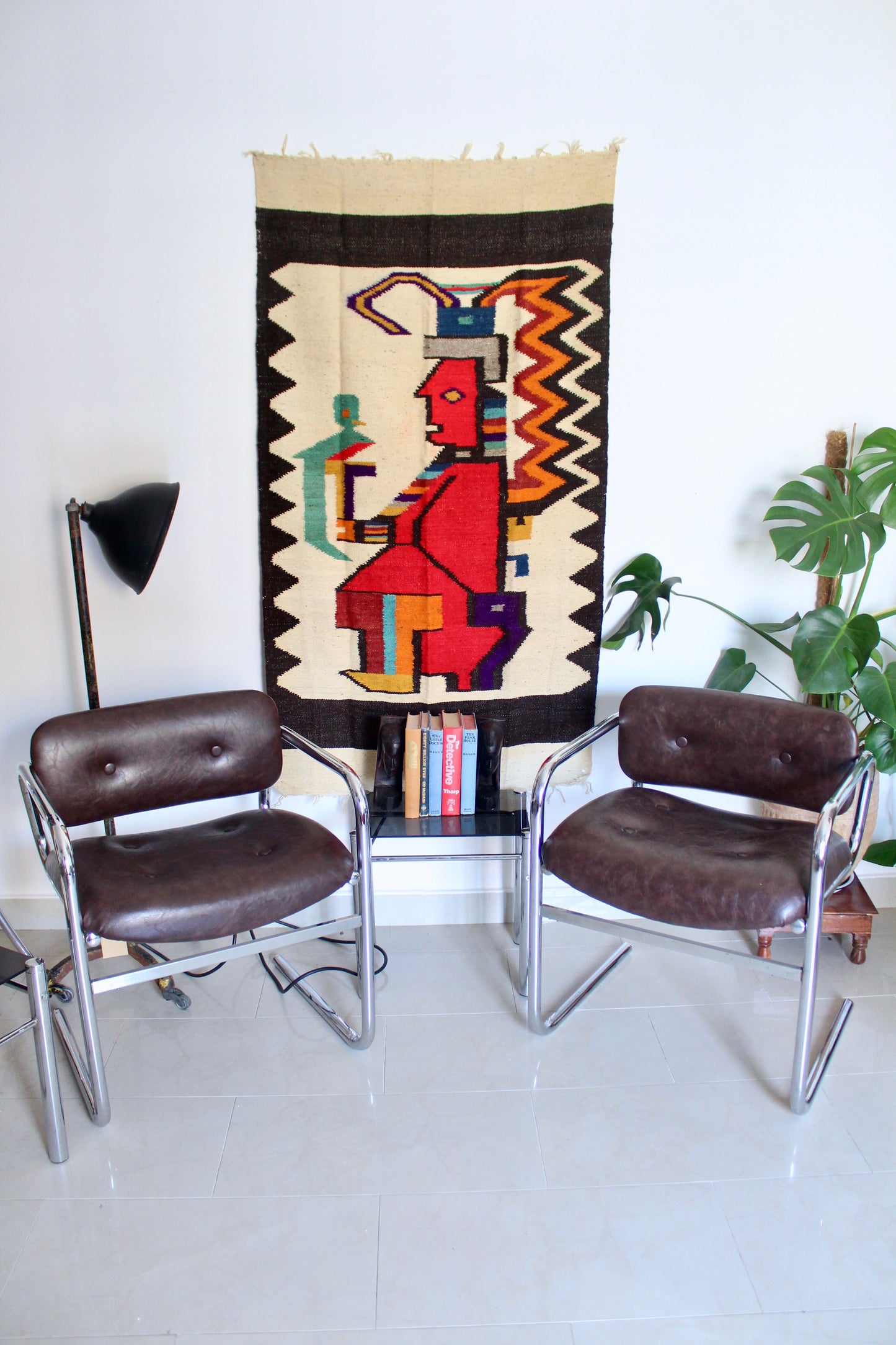 1970s English Lounge Chairs - Espresso