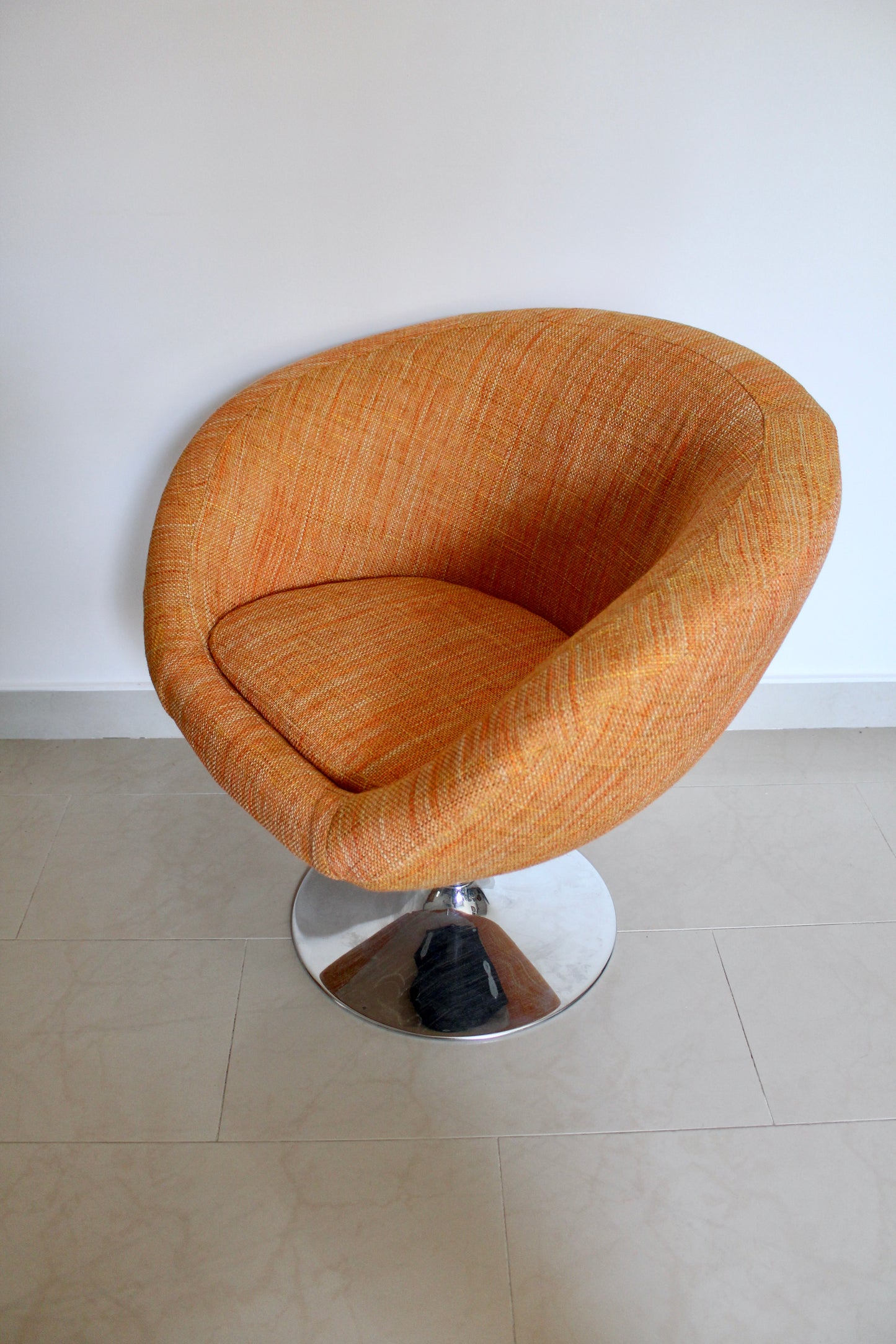 Vintage 1970s Chrome Based Swivel Chair