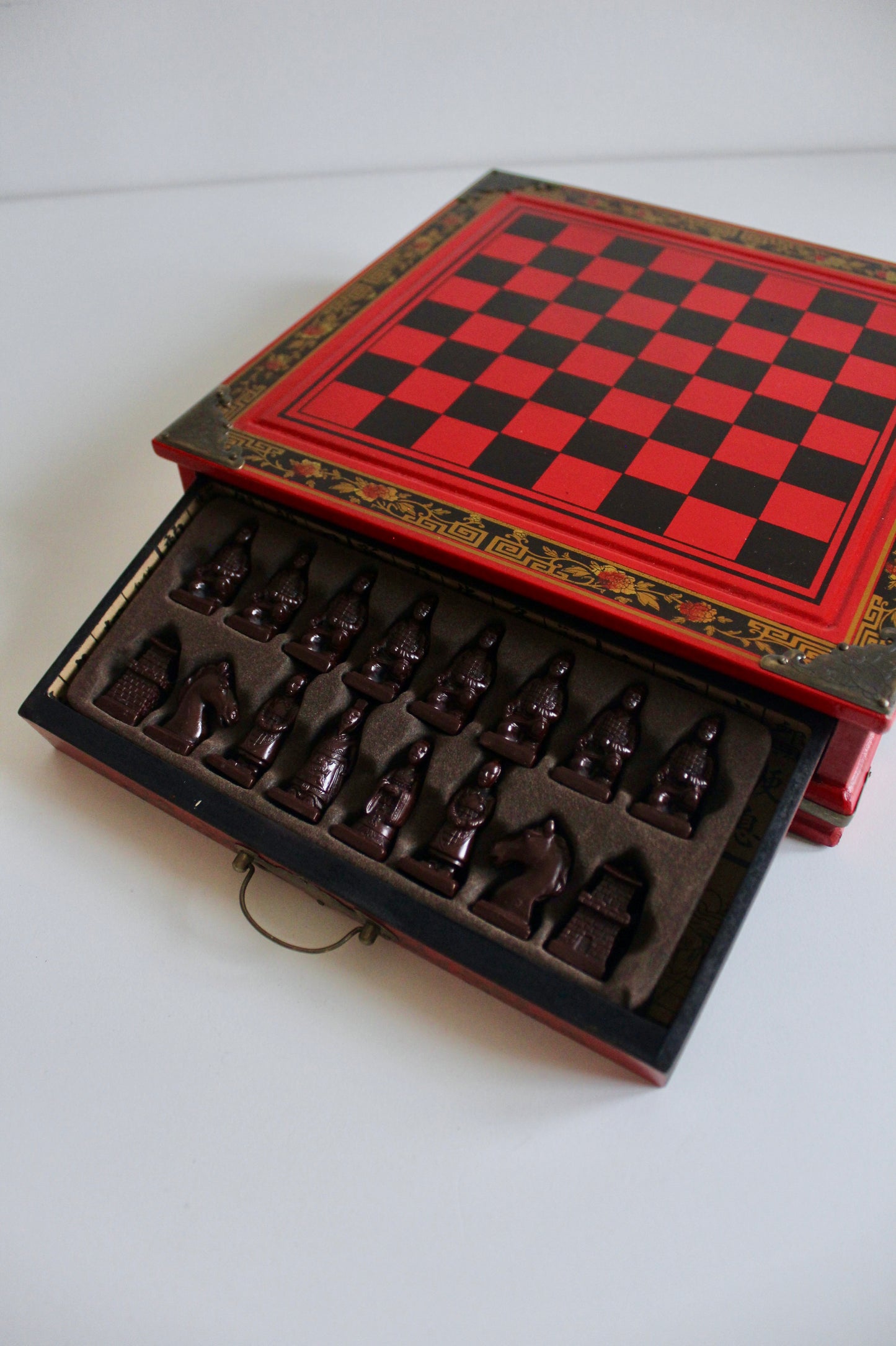 Retro Chinese Chess Set