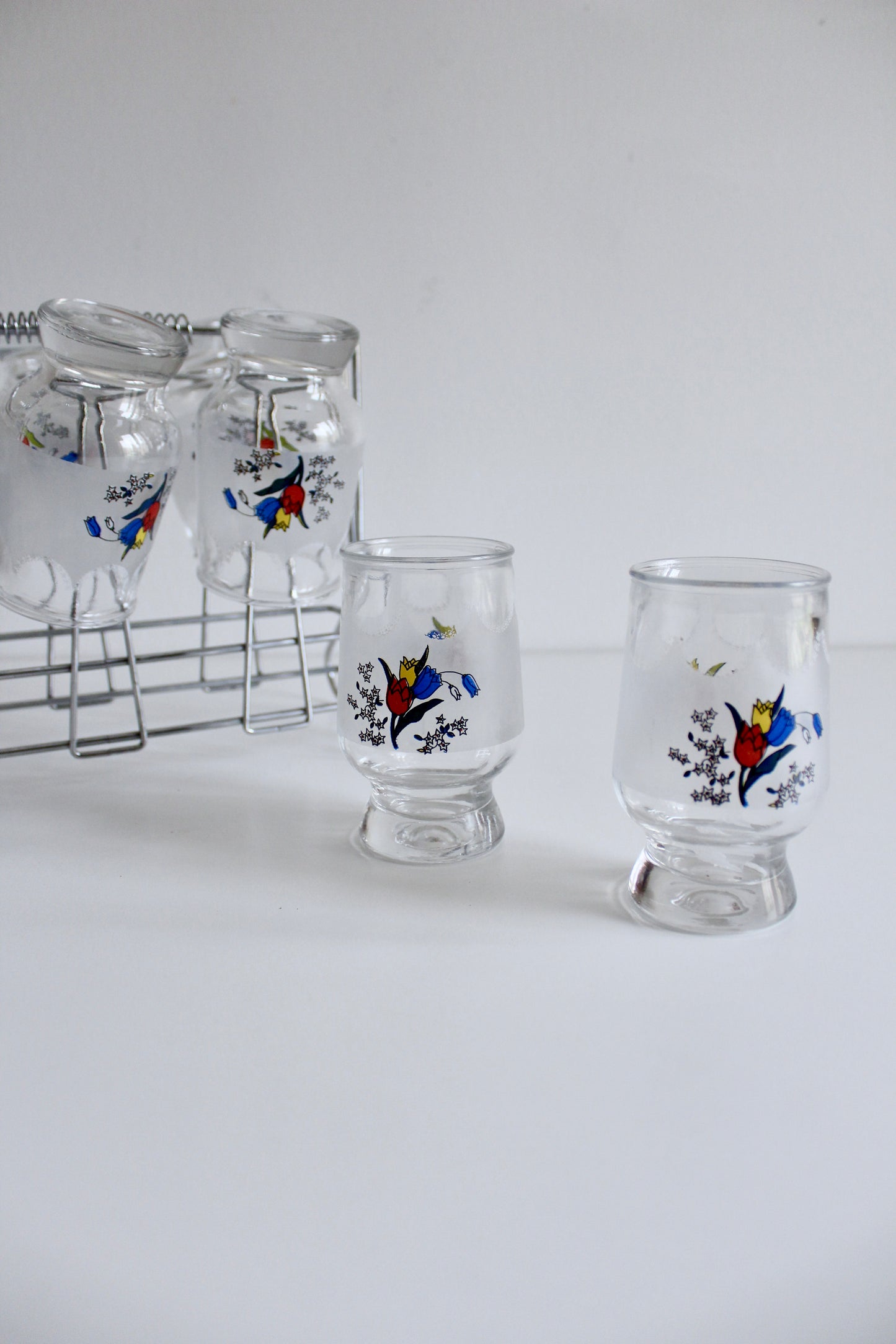 Vintage Floral Juice Glass Set with Chrome Rack