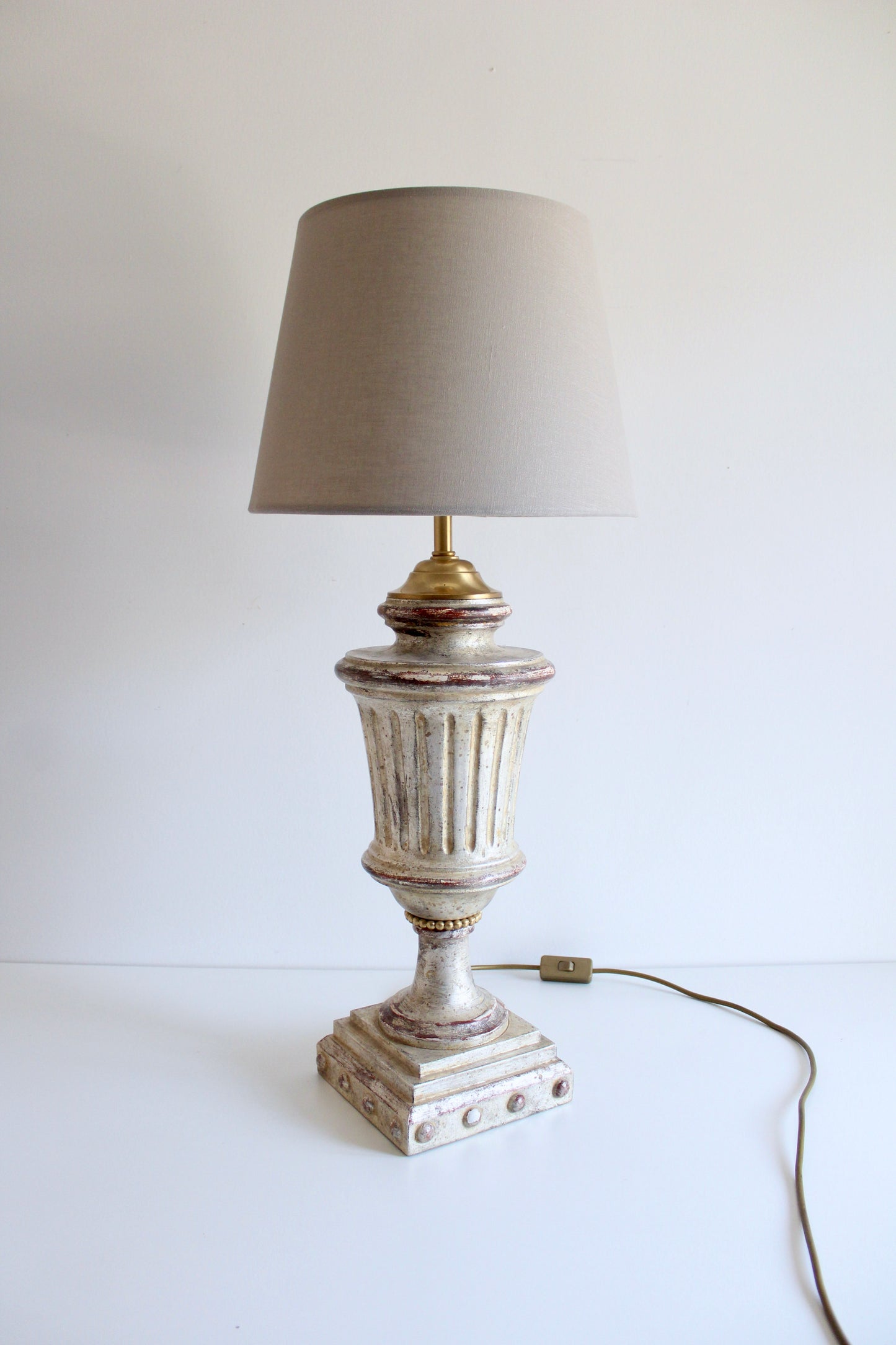 Italian Neoclassical Urn Table Lamp