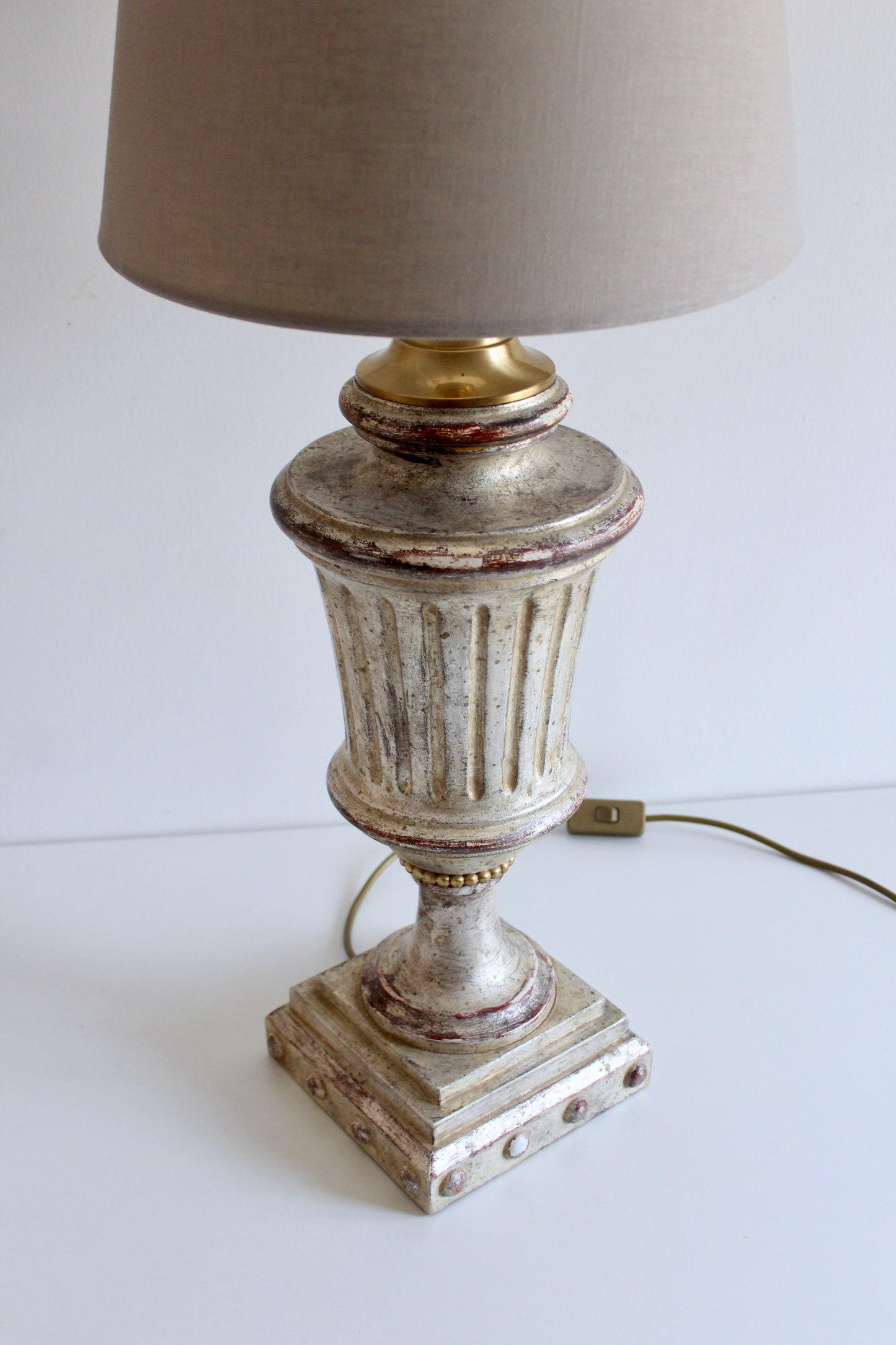Italian Neoclassical Urn Table Lamp
