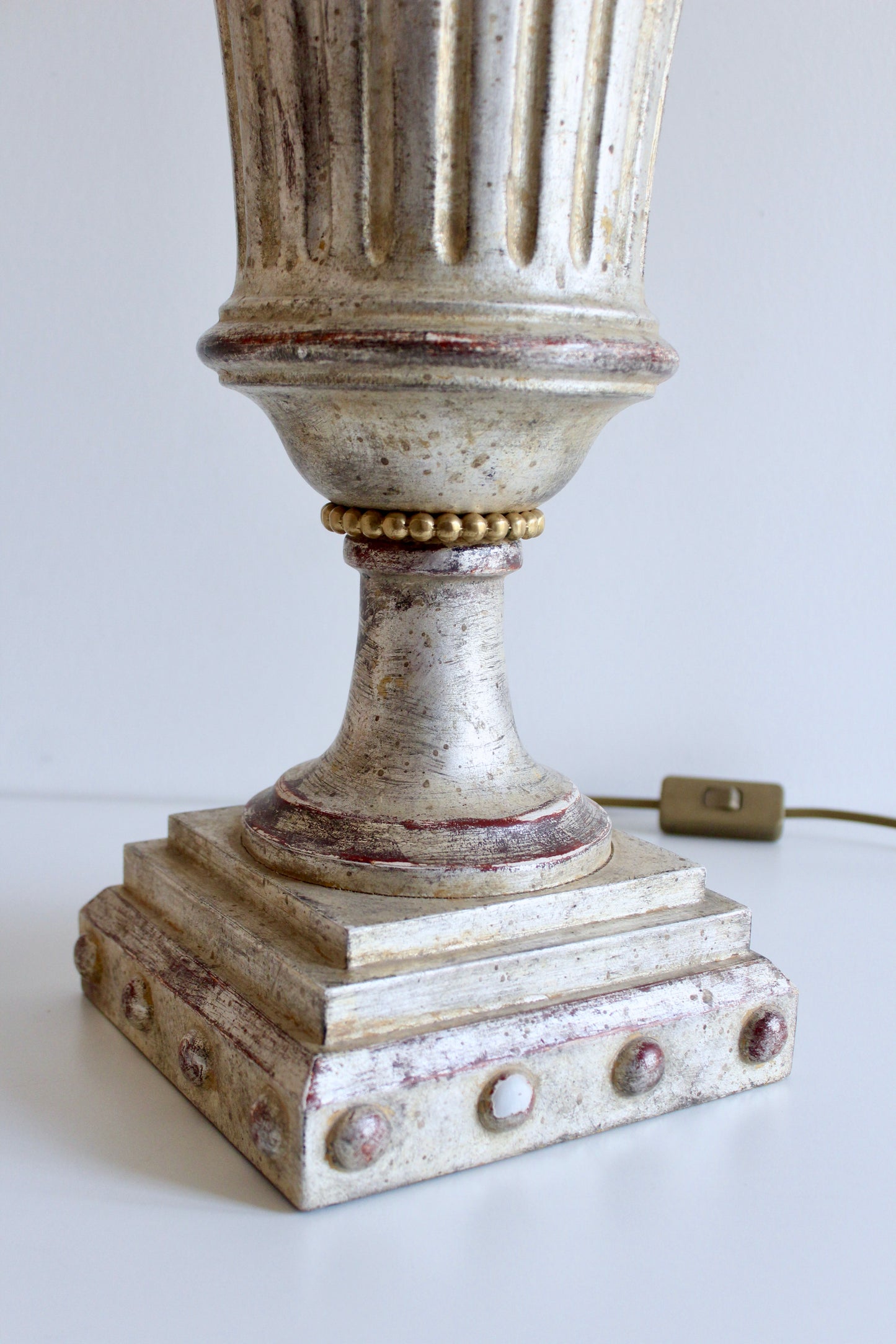 Italian Neoclassical Urn Table Lamp