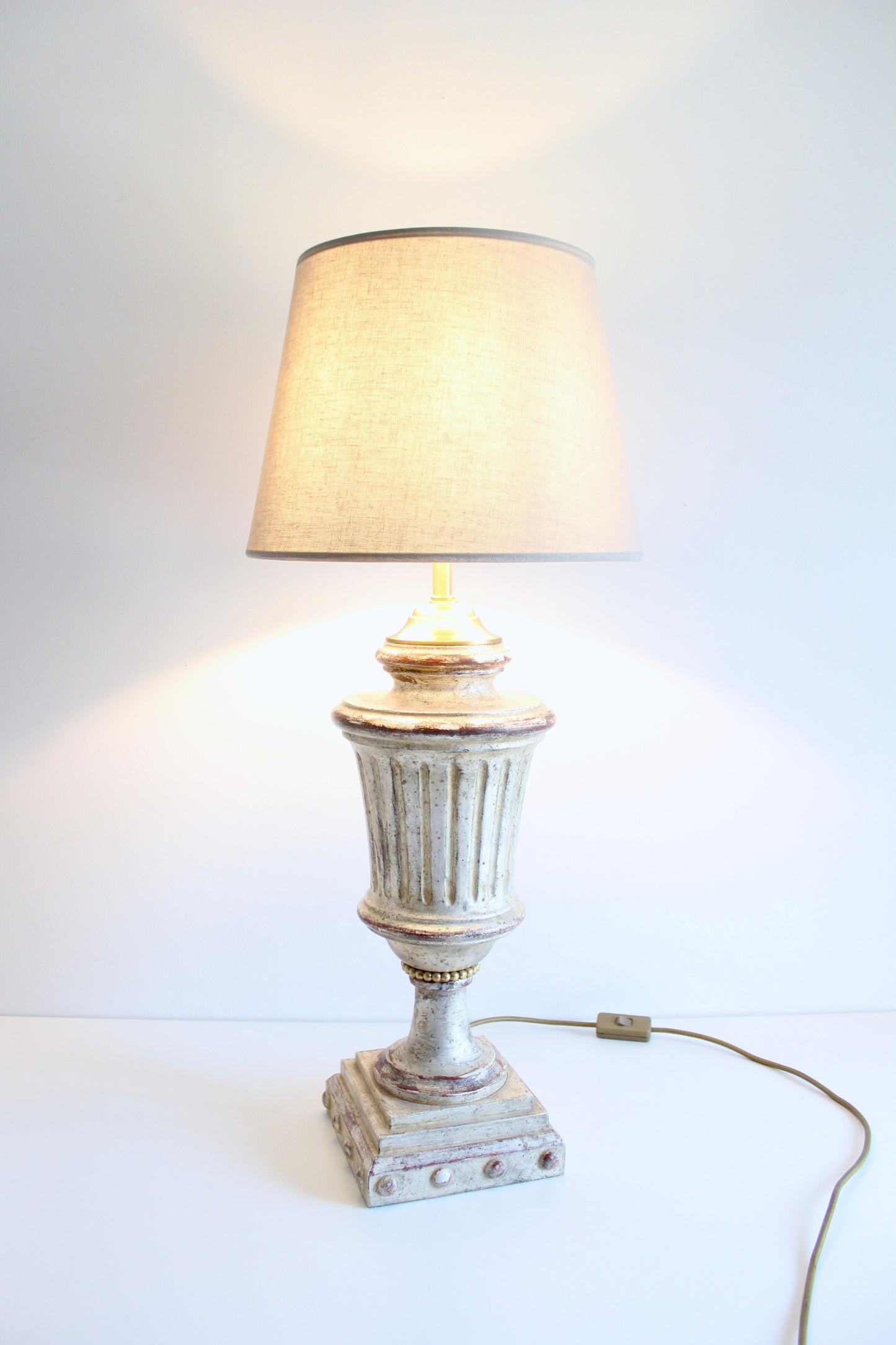 Italian Neoclassical Urn Table Lamp