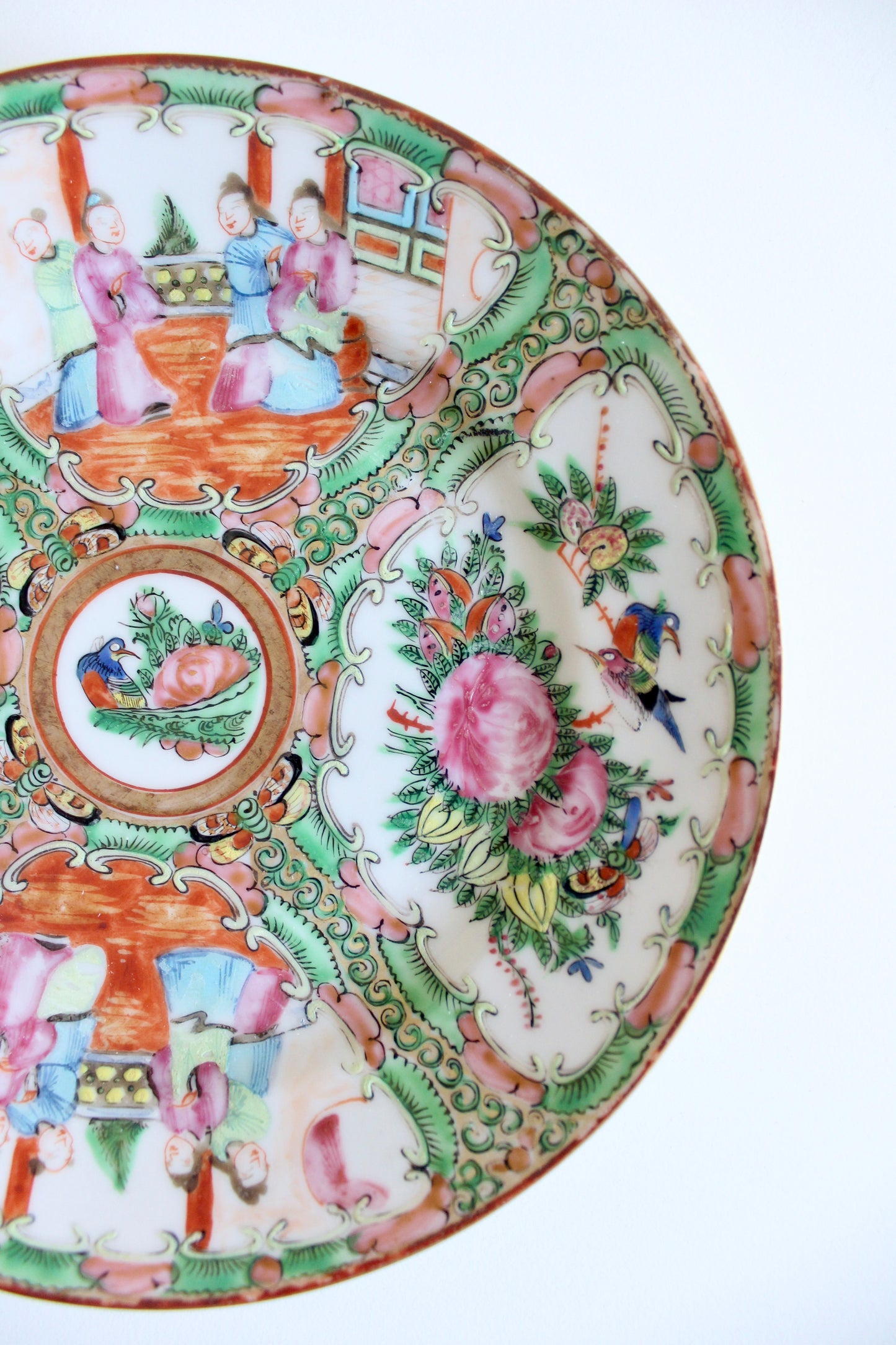 Vintage Chinese Rose Medallion Porcelain Plate