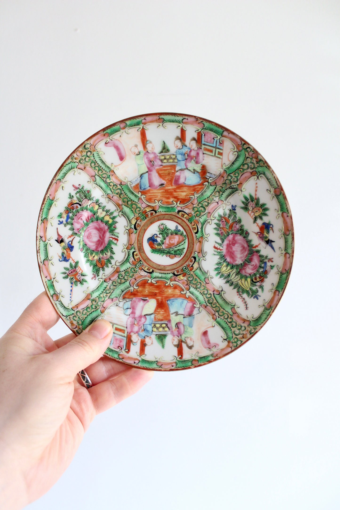 Vintage Chinese Rose Medallion Porcelain Plate
