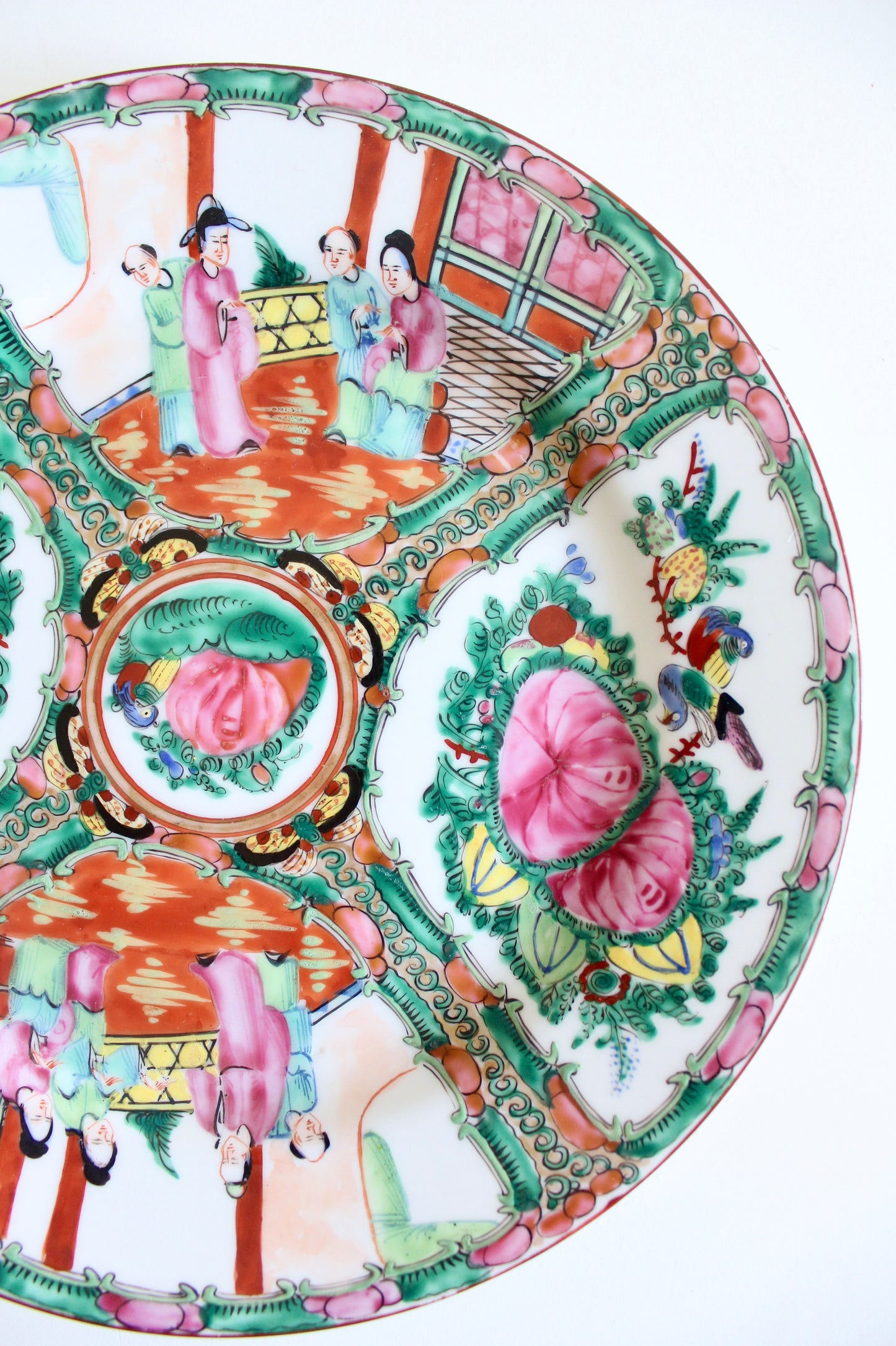 Vintage Chinese Rose Medallion Porcelain Plate
