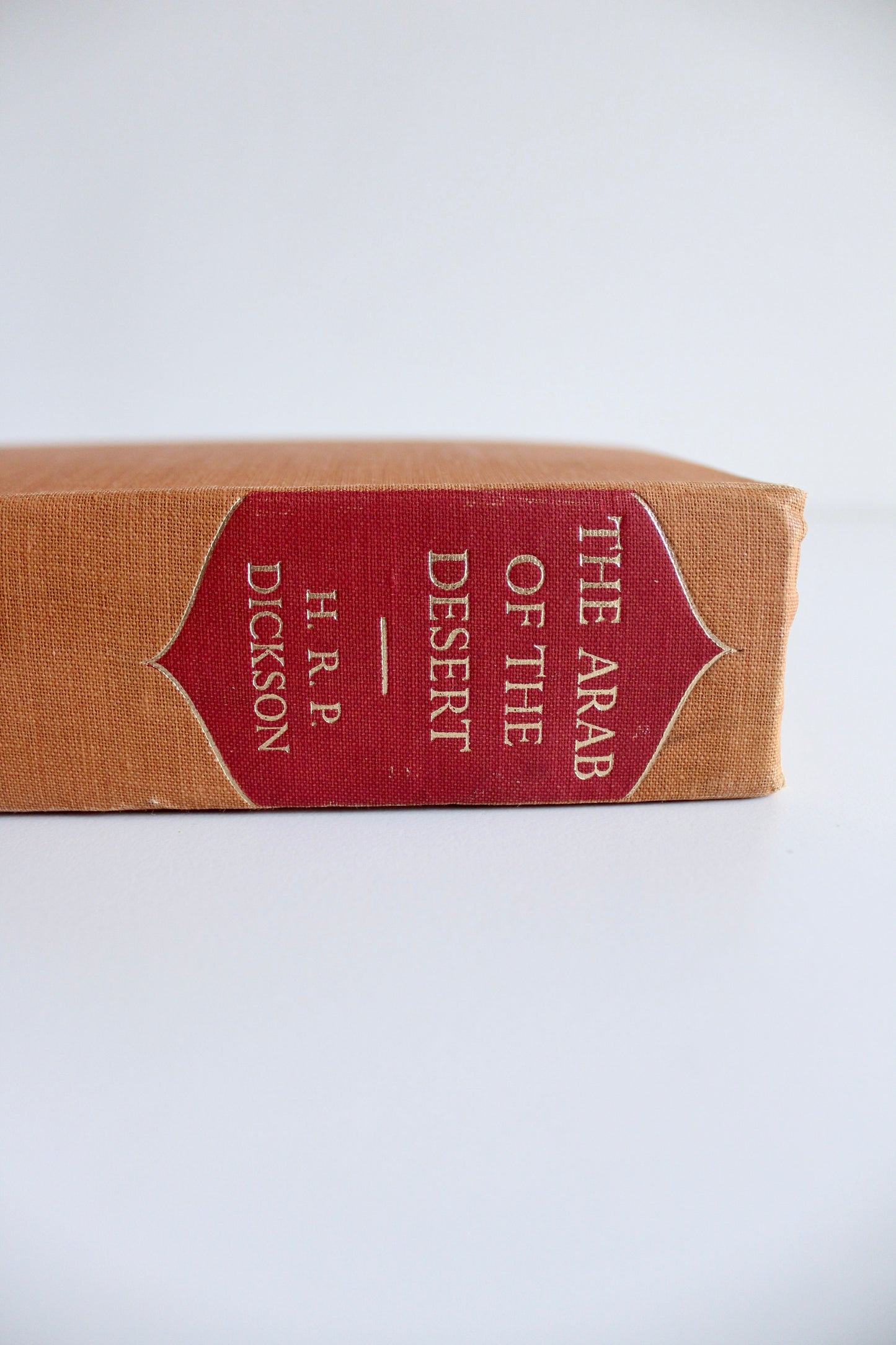 H.R.P. Dickson – The Arab of the Desert: Signed by Violet Dickson (1968)