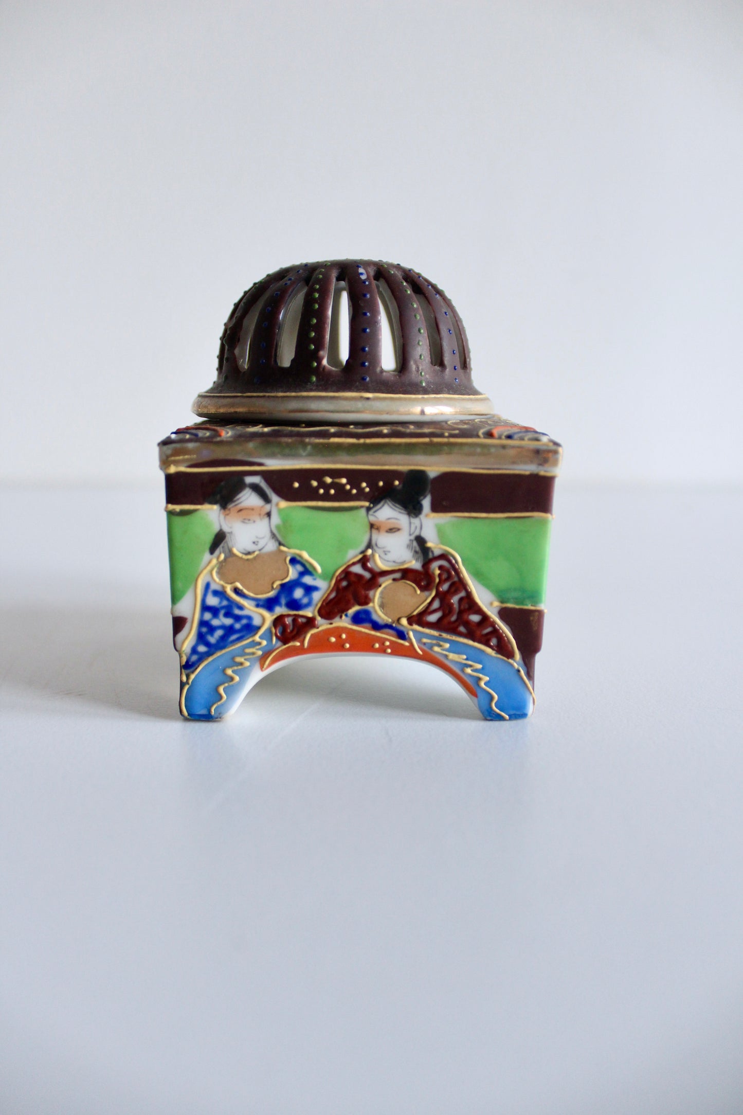 Vintage Japanese Hand-Painted Ceramic Mubkhar, c. 1950s–1960s