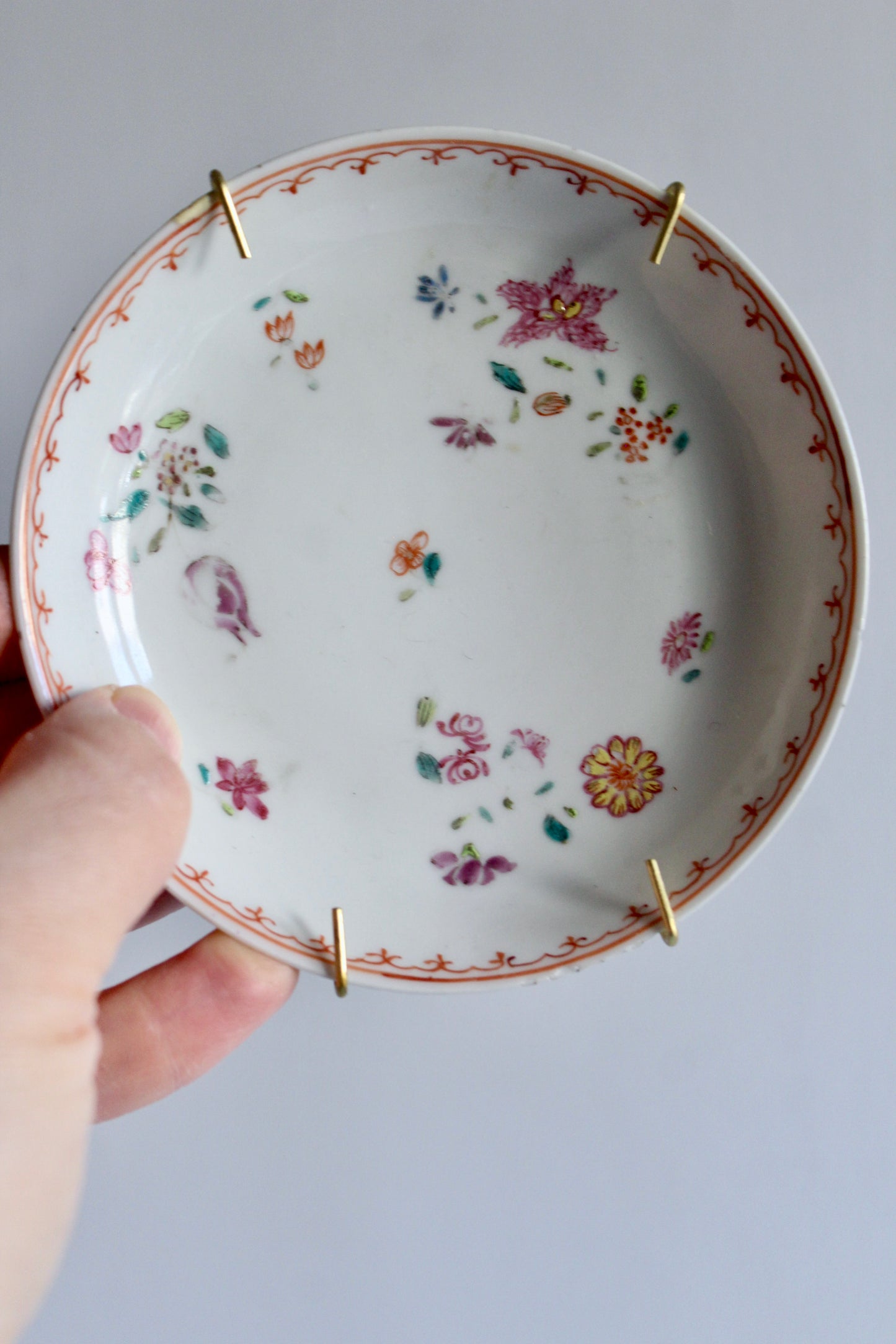 Antique Chinese Export Porcelain Bowl with Famille Rose Floral Decoration