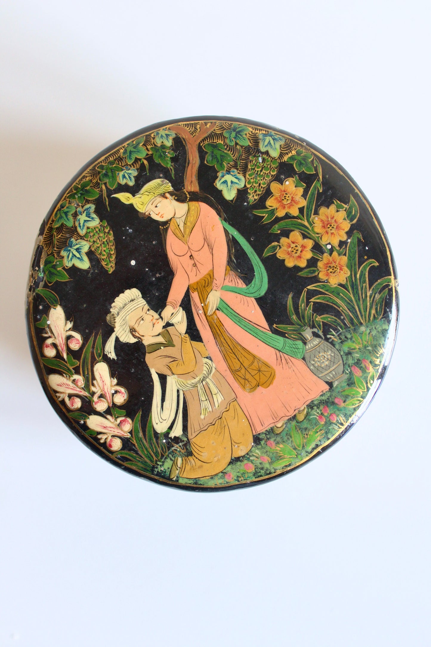 Vintage Hand-Painted Kashmiri Papier-Mâché Lidded Box – Romantic Garden Scenes