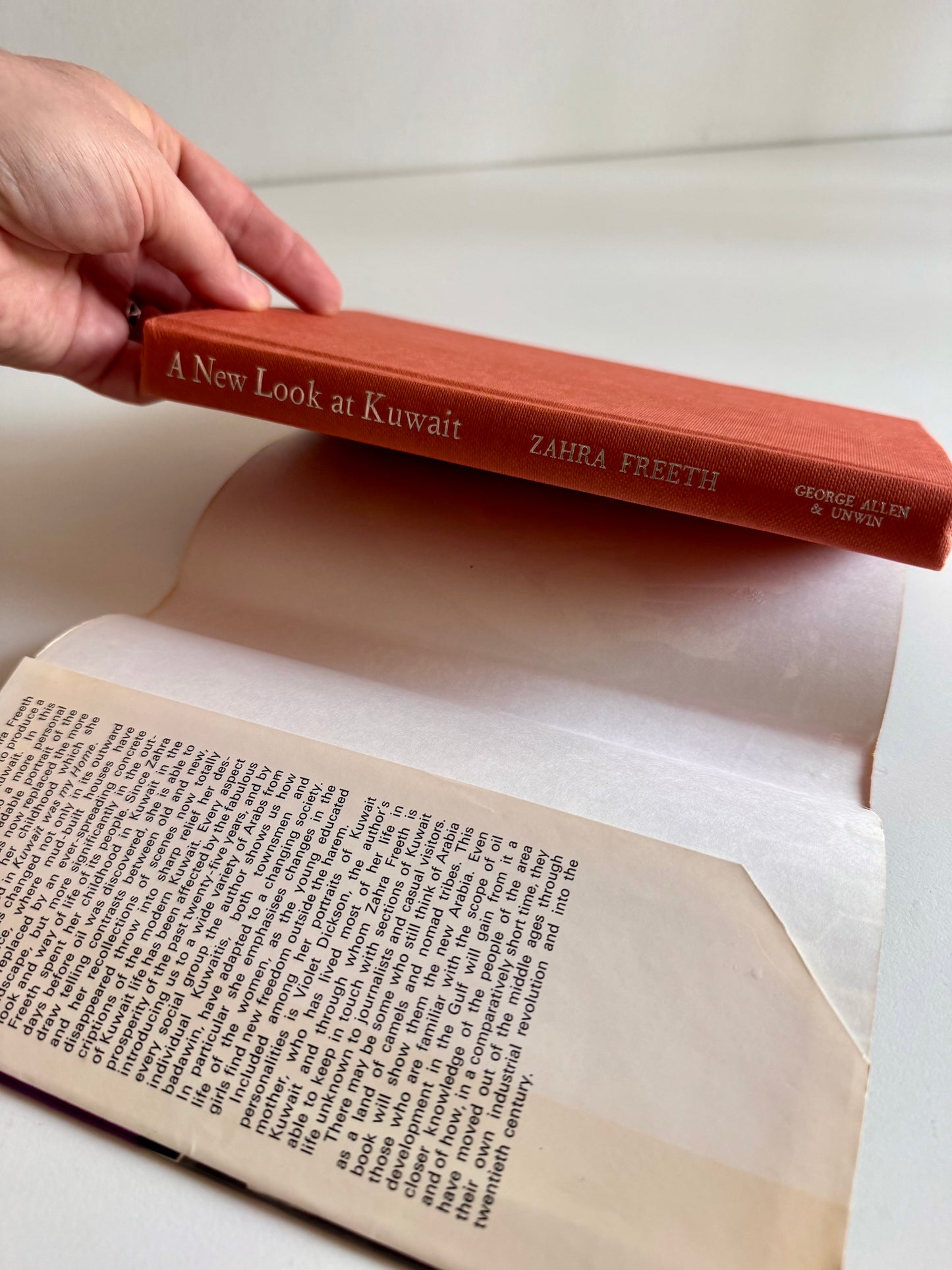 A New Look at Kuwait – Zahra Freeth, 1972 First Edition