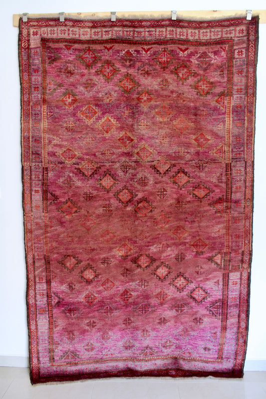 Large Vintage Baluch Rug in Faded Raspberry & Rose Tones – 170 × 270 cm