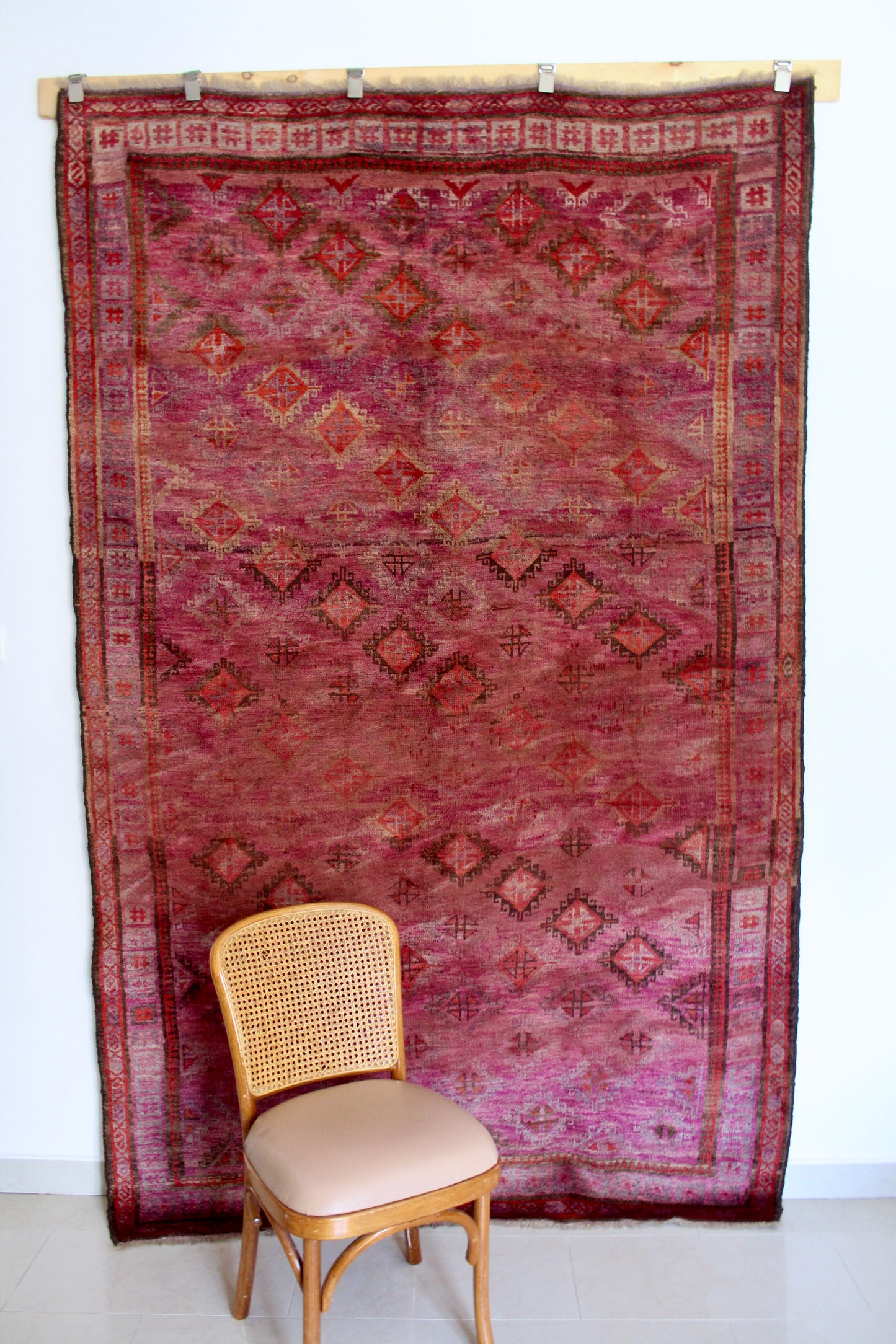 Large Vintage Baluch Rug in Faded Raspberry & Rose Tones – 170 × 270 cm