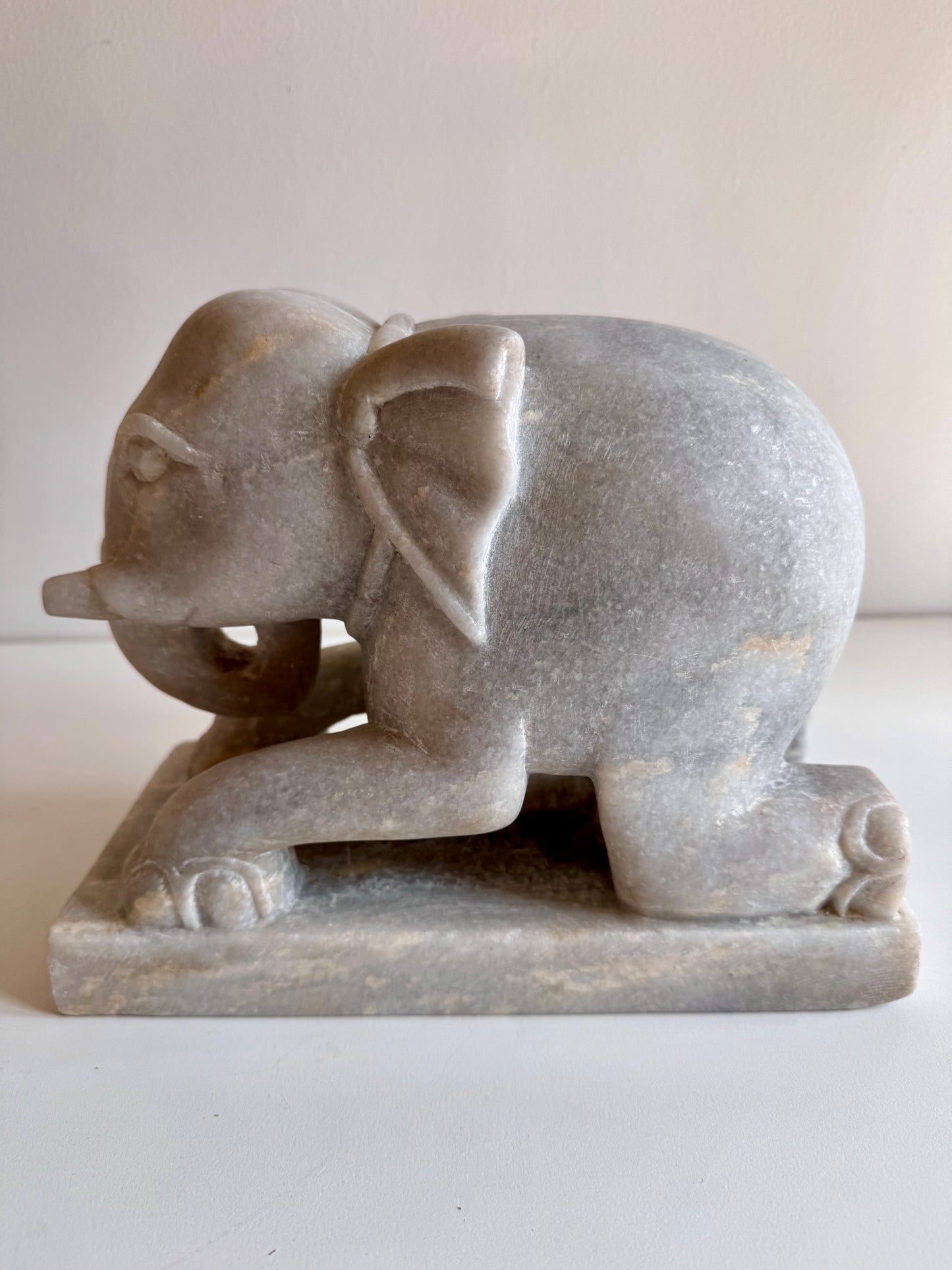 Vintage Indian Hand-Carved Marble Elephant Sculpture – 25 cm