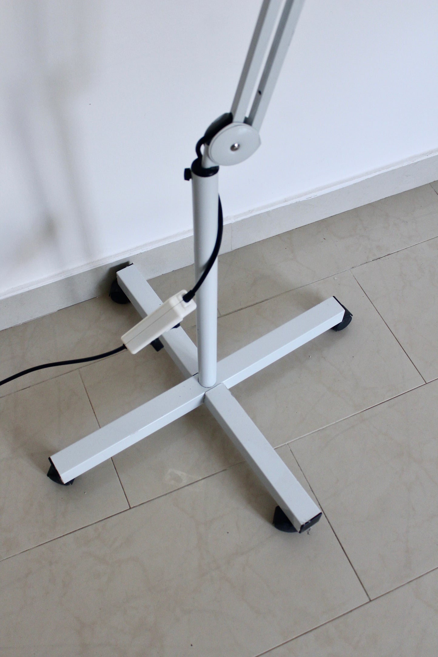 Industrial Adjustable Examination Floor Lamp on Casters