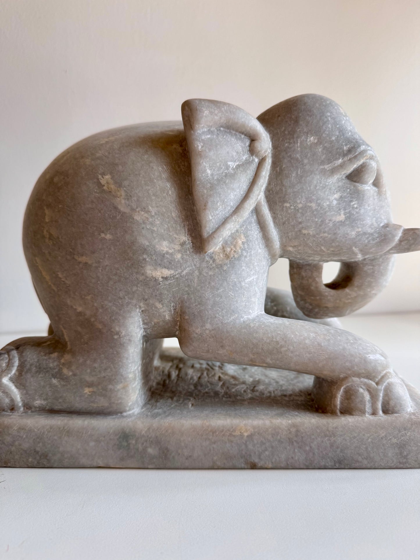 Vintage Indian Hand-Carved Marble Elephant Sculpture – 25 cm