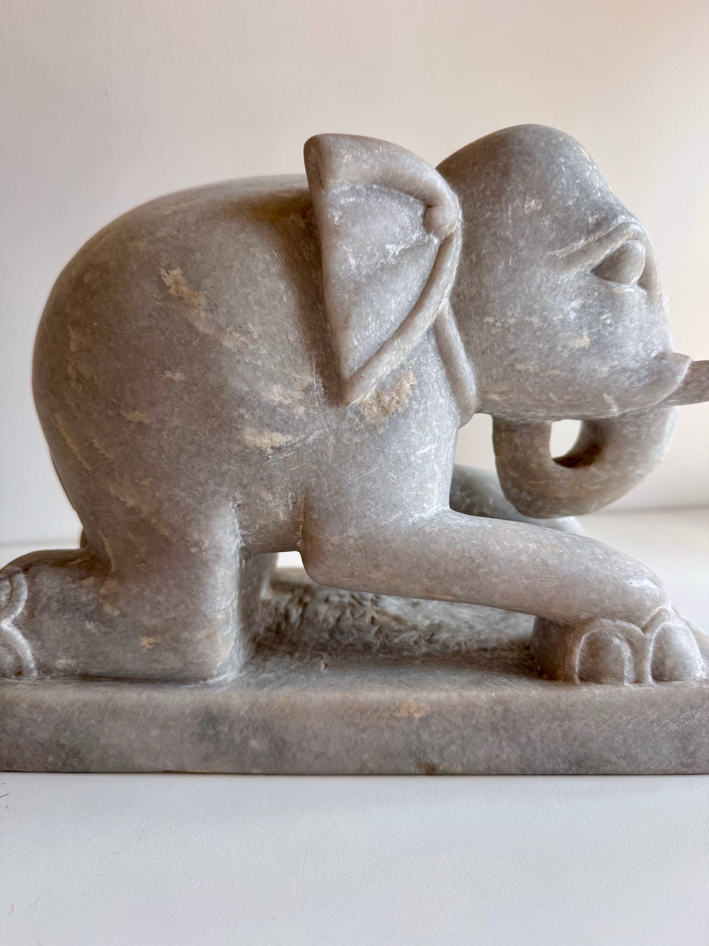 Vintage Indian Hand-Carved Marble Elephant Sculpture – 25 cm
