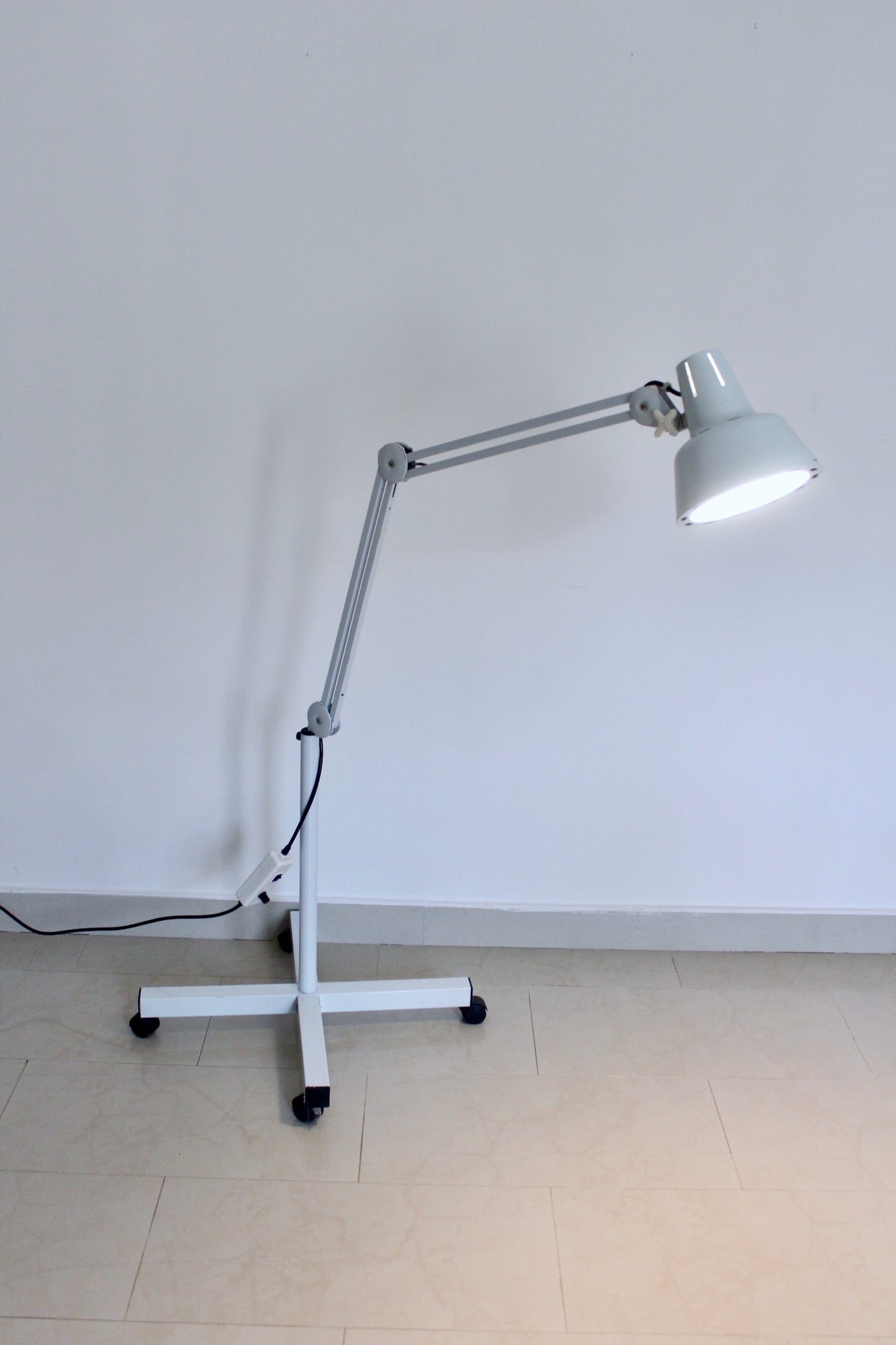 Industrial Adjustable Examination Floor Lamp on Casters