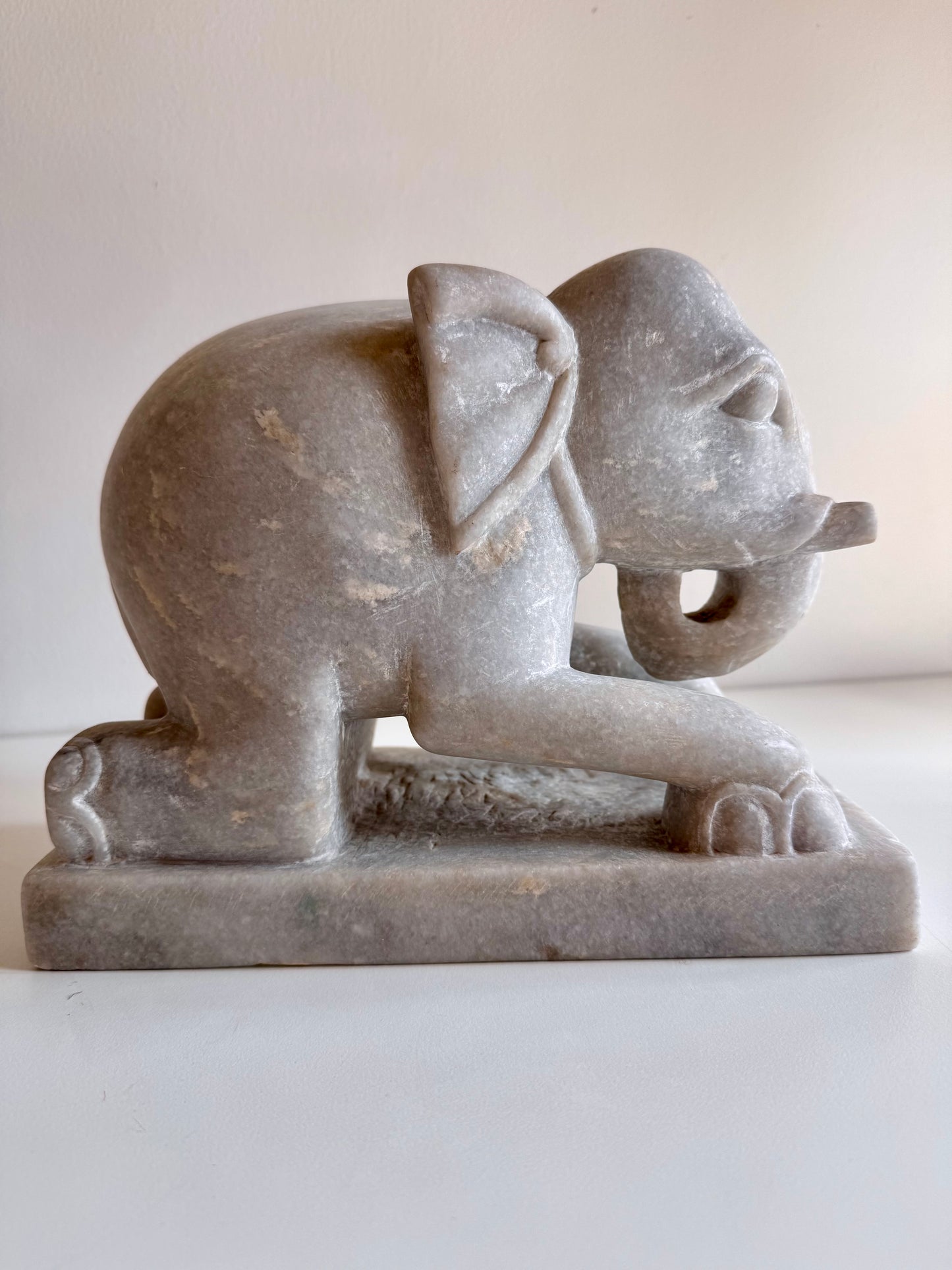 Vintage Indian Hand-Carved Marble Elephant Sculpture – 25 cm
