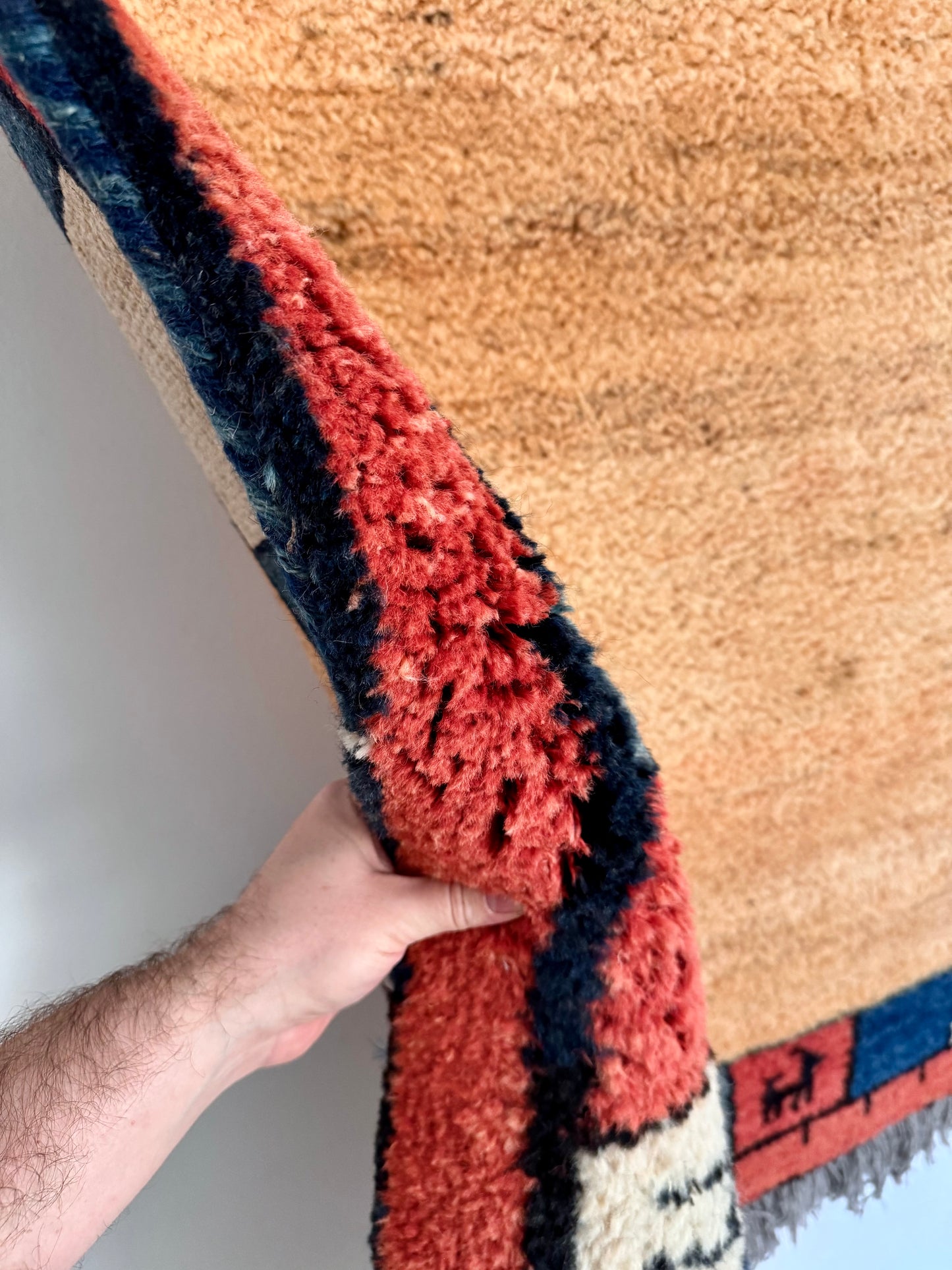 Vintage Qashqai Gabbeh Wool Rug – 130 × 215 cm