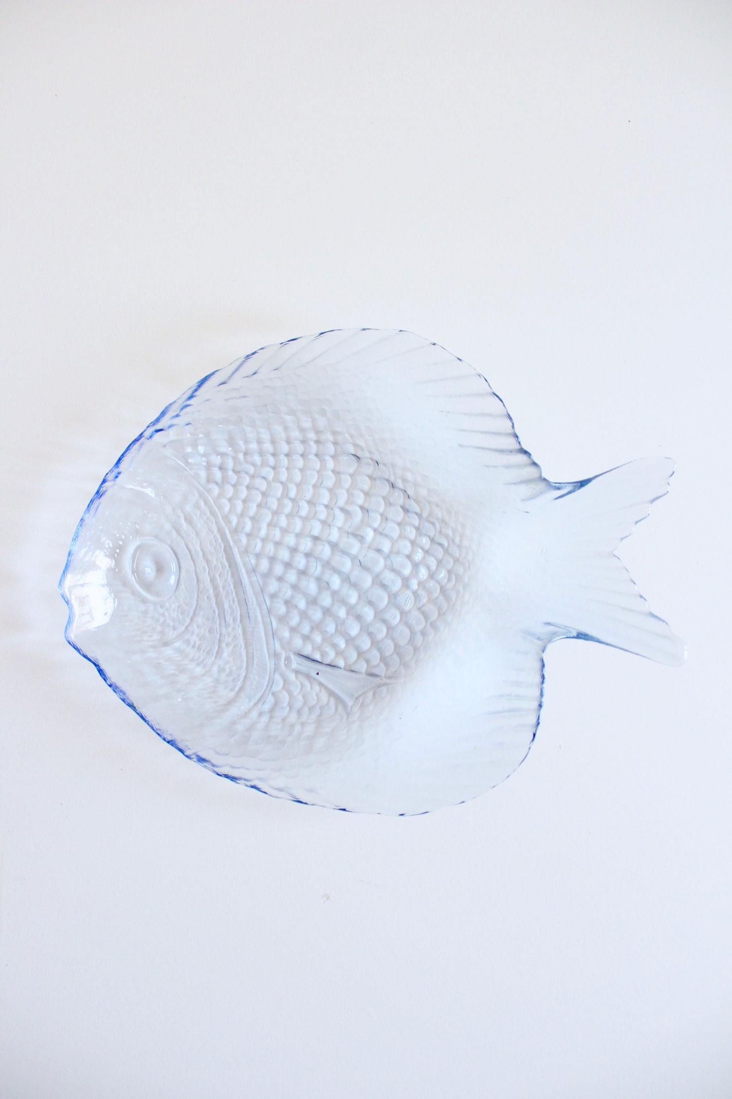 Vintage Fish-Shaped Pressed Glass Set of Four Plates, circa 1970s–1980s