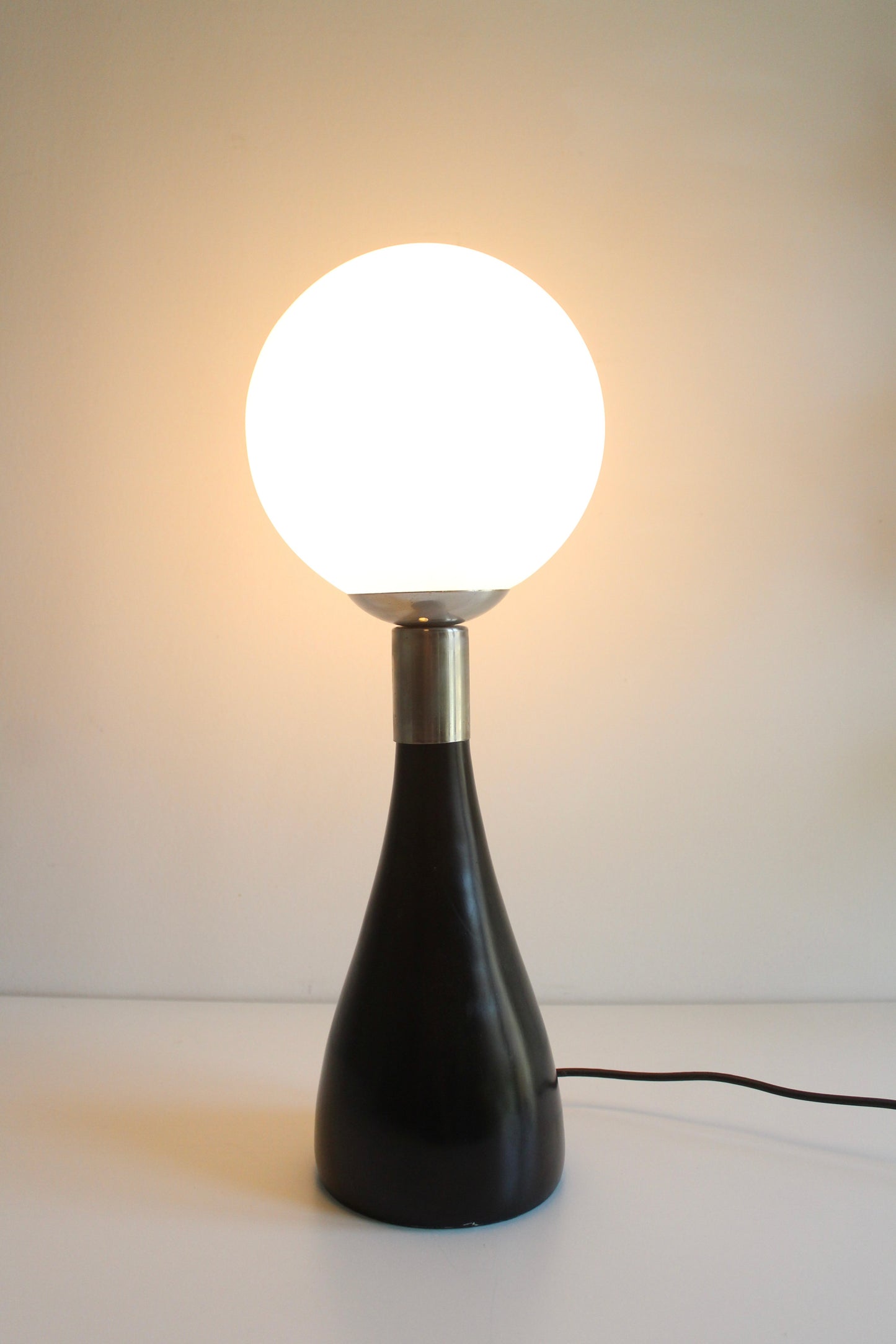 Vintage Space Age Globe Table Lamp
