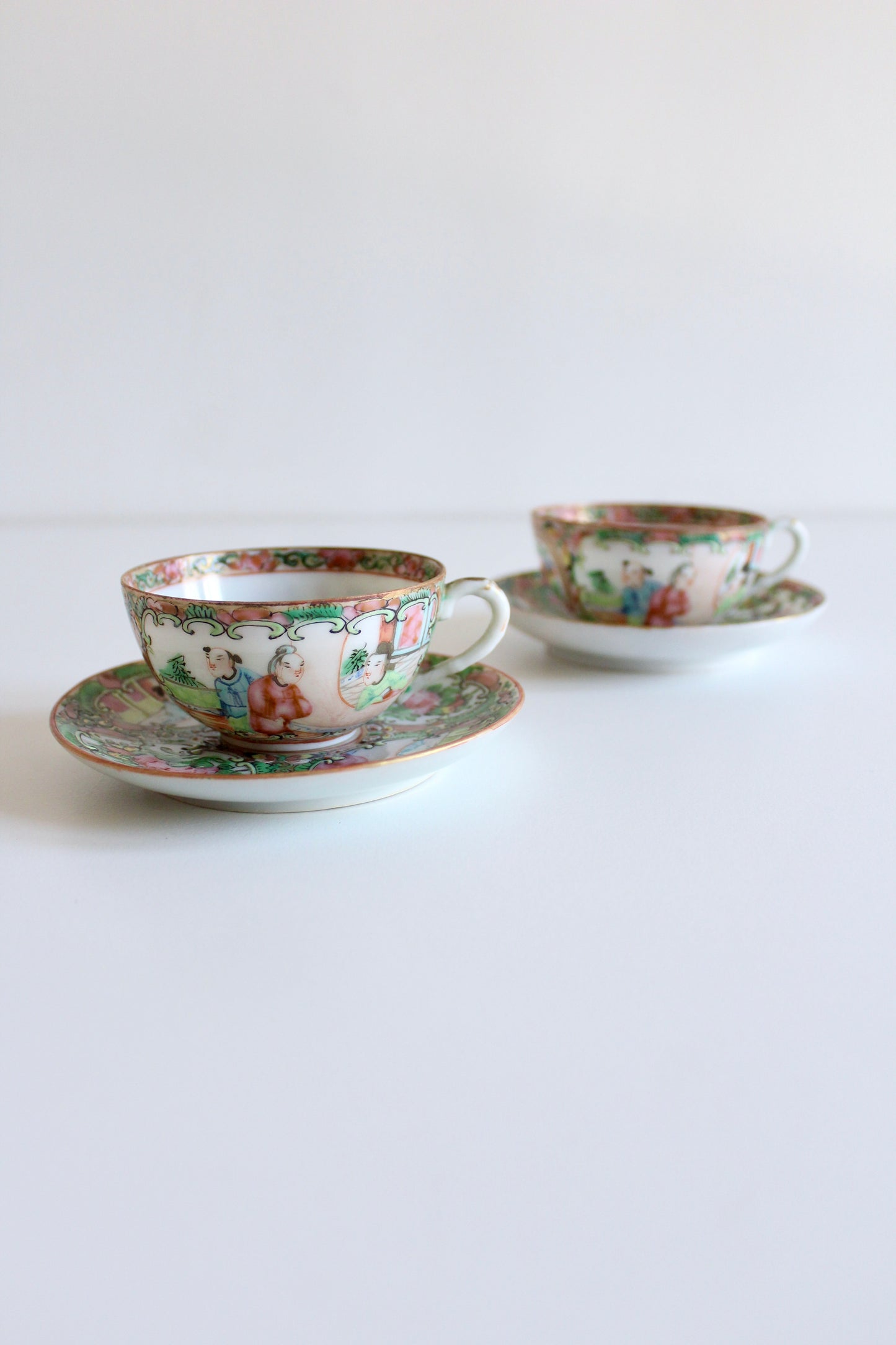 Pair of Vintage Chinese Rose Medallion Teacups & Saucers