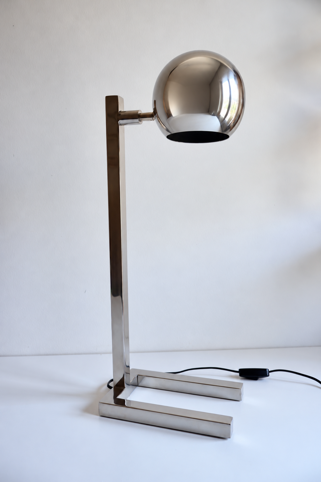 Vintage Chrome Globe Table Lamp – Space Age Style
