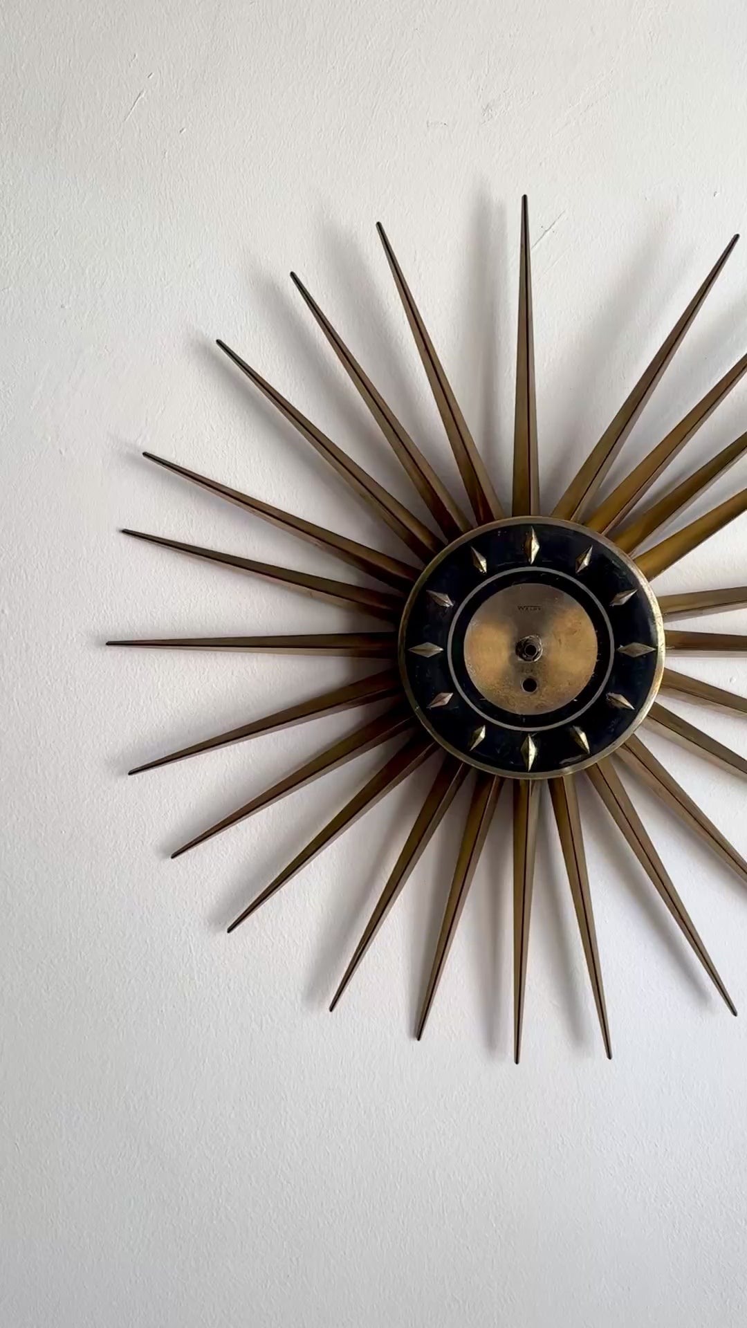 1950s Mid Century Sunburst Clock – The Carpet Guy